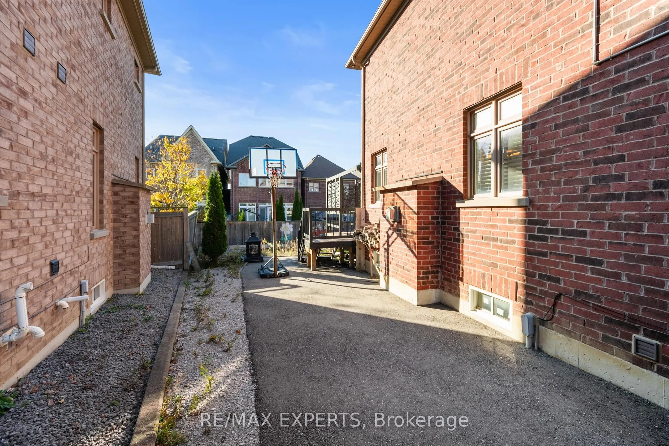 50 Lilly Valley Crescent