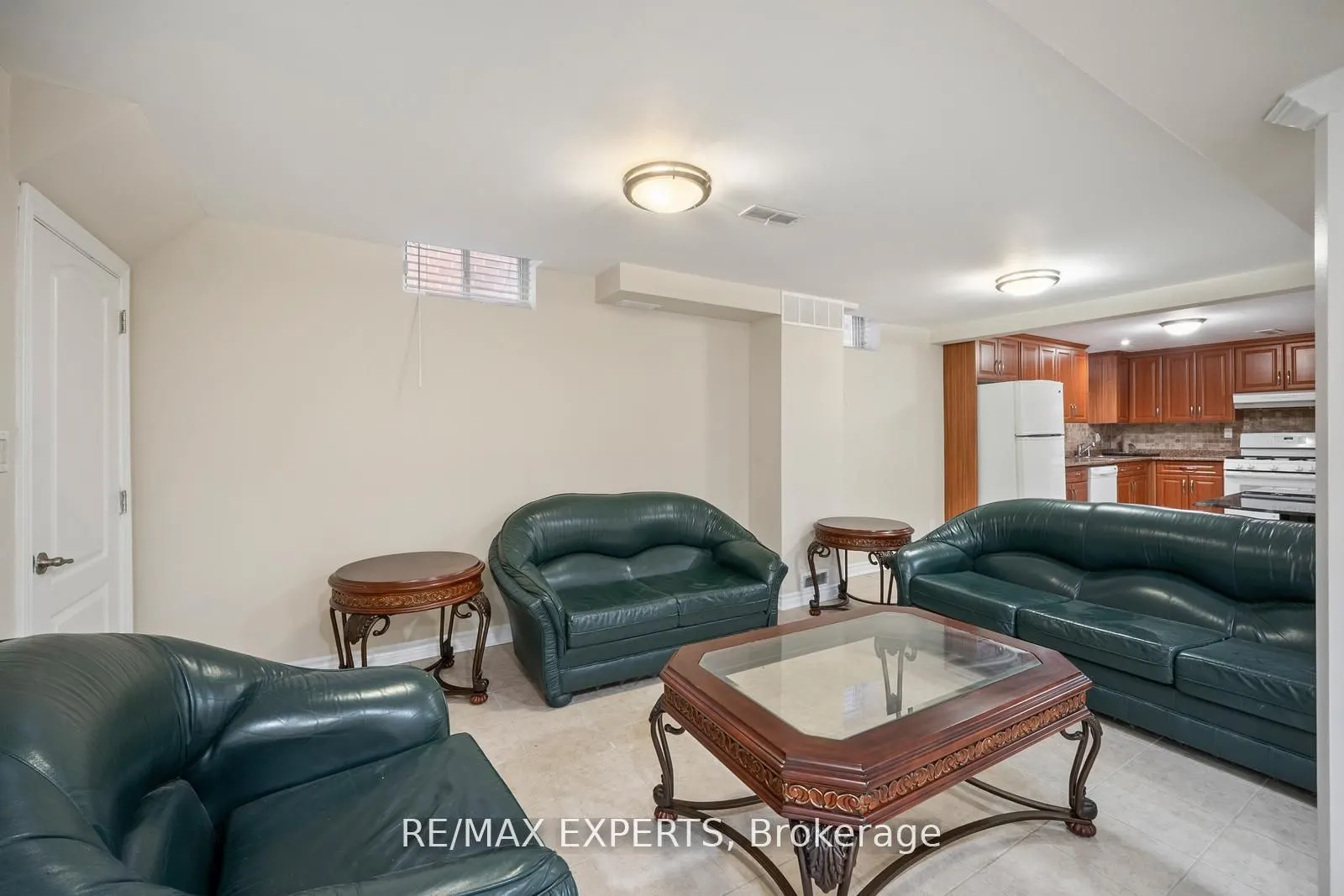 118 Chancellor Drive