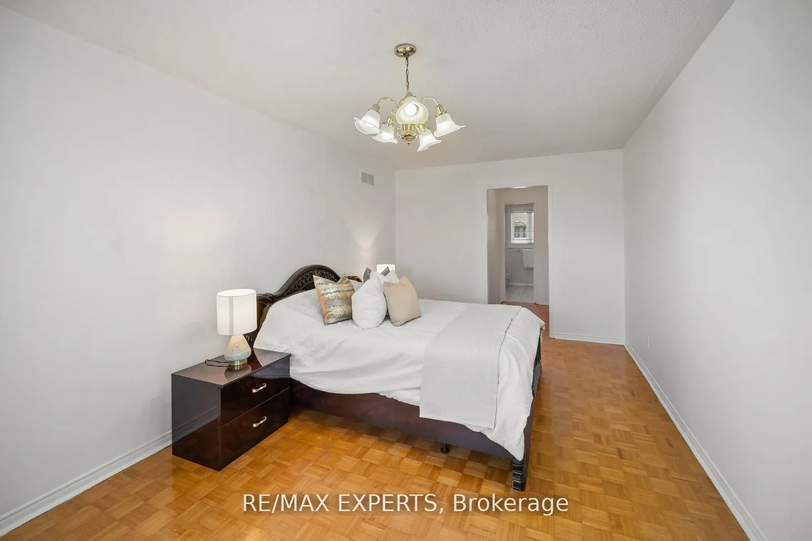 118 Chancellor Drive