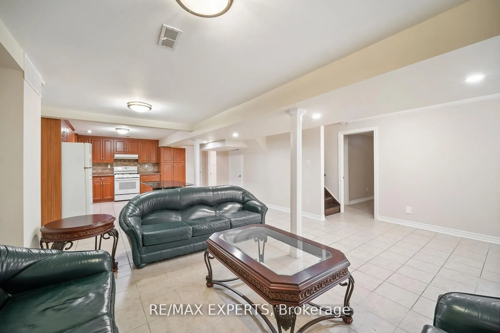 118 Chancellor Drive