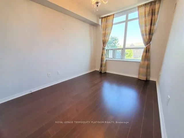 73 King William Crescent, #212