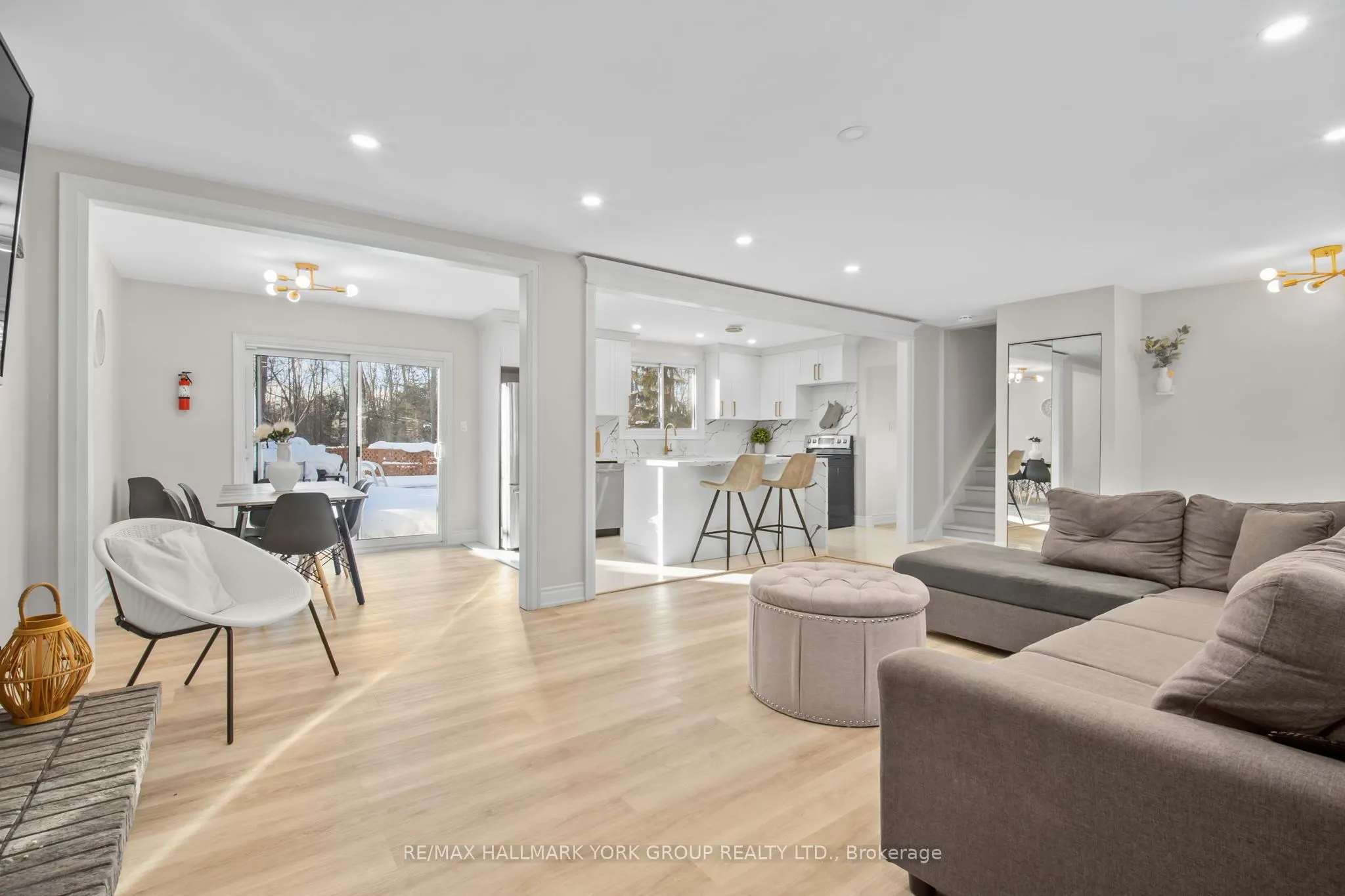 96 Riverview Beach Road