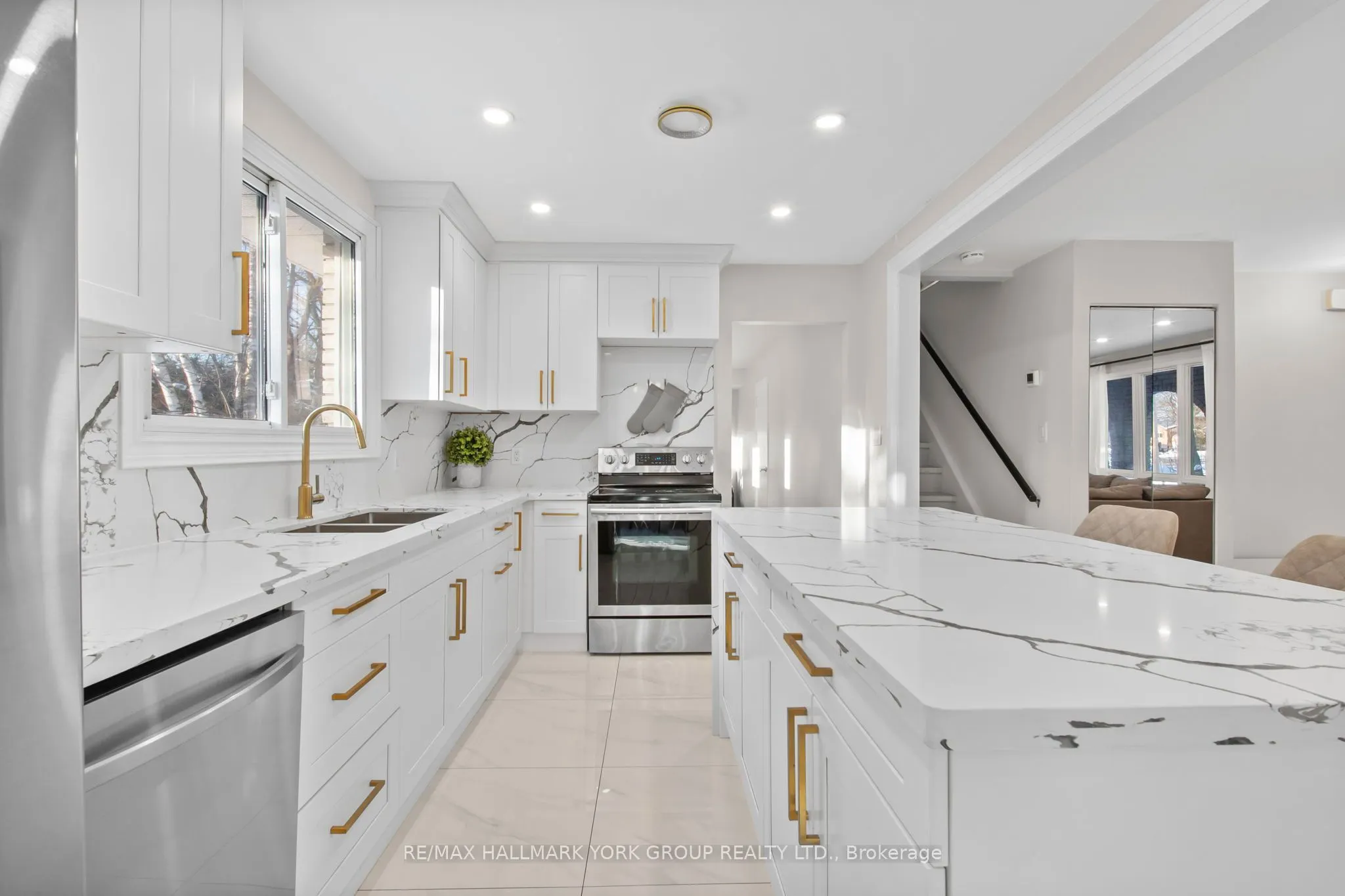 96 Riverview Beach Road