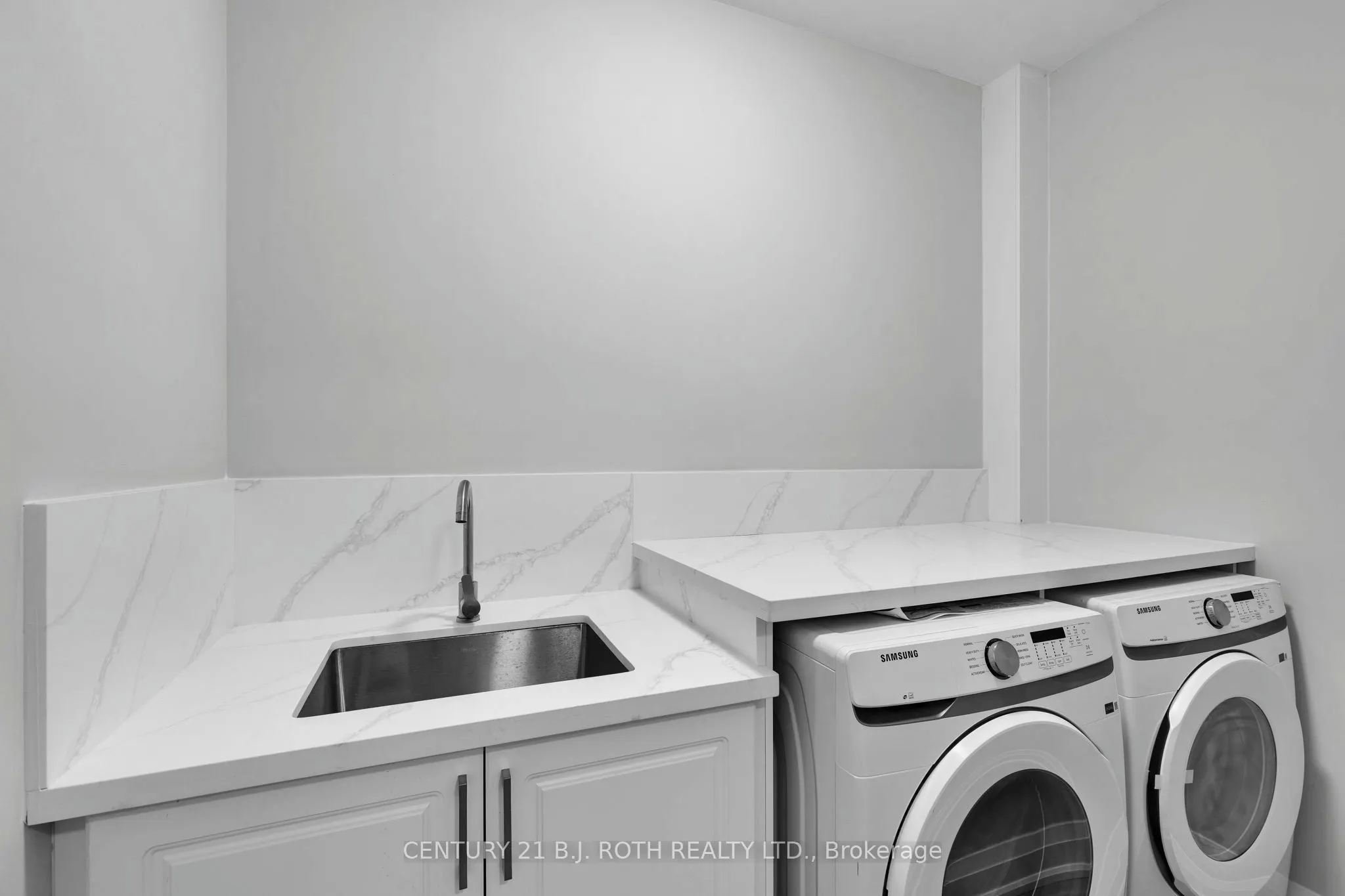 260 Eagle Street, #23