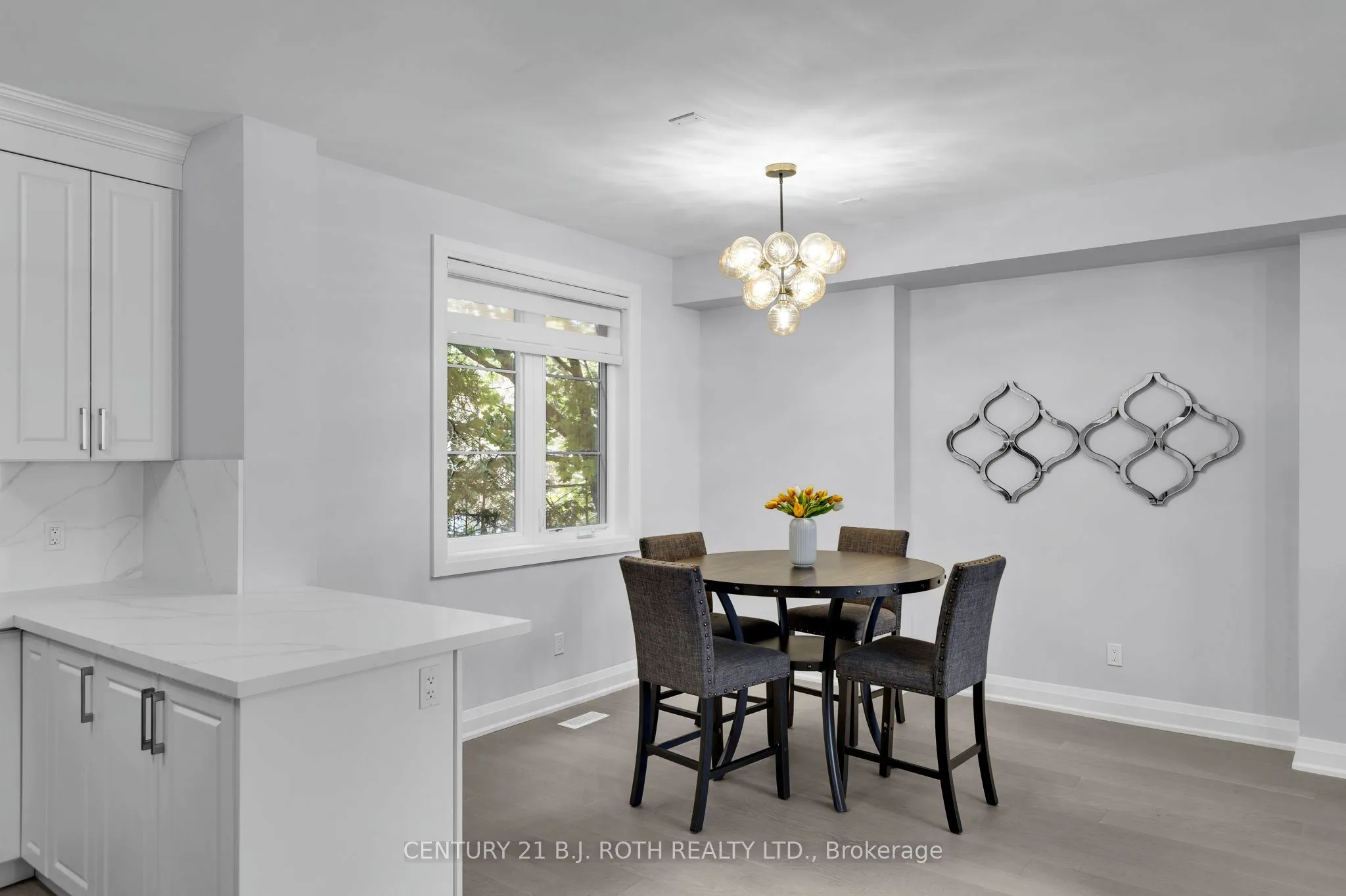 260 Eagle Street, #23