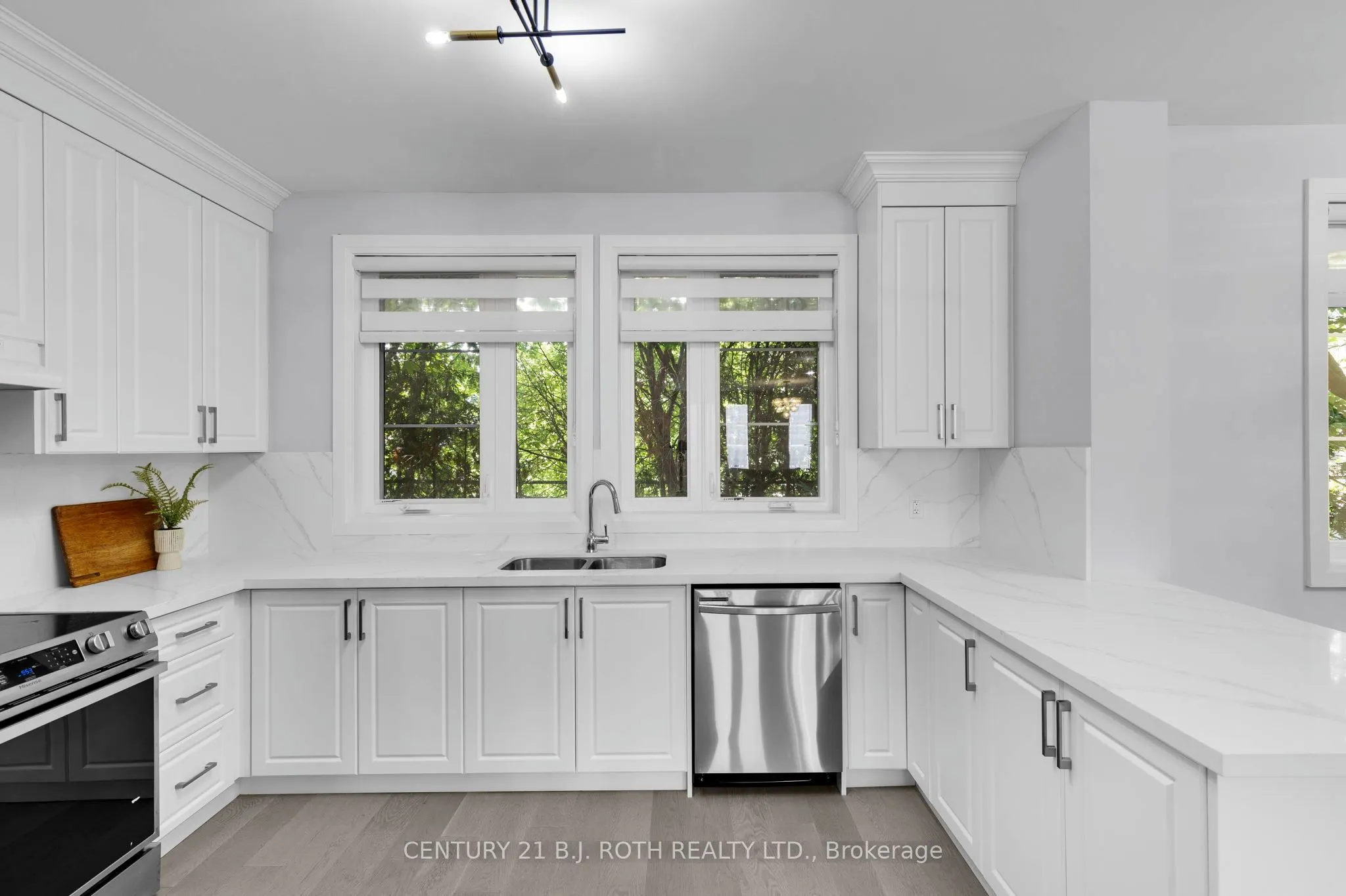 260 Eagle Street, #23