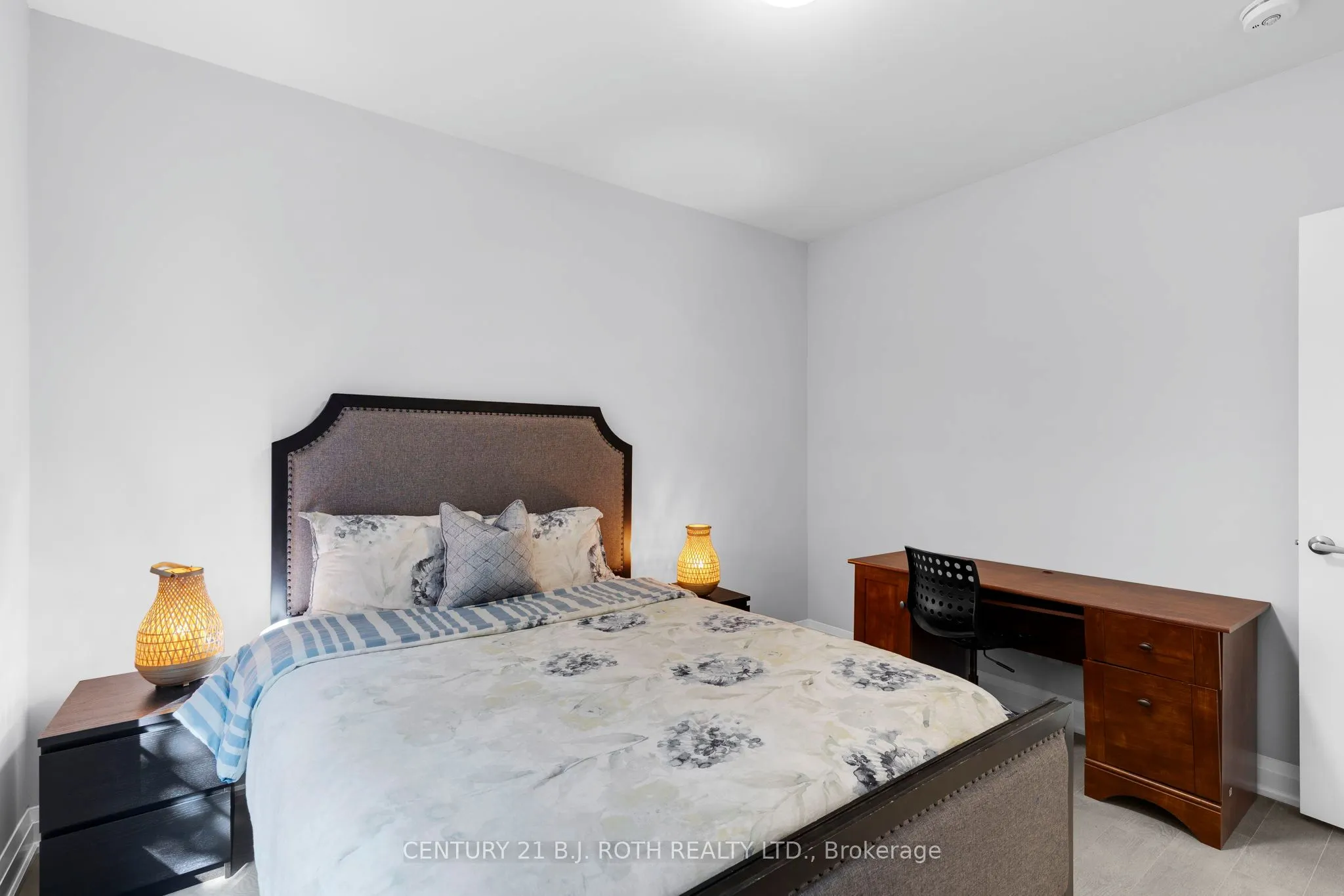 260 Eagle Street, #23