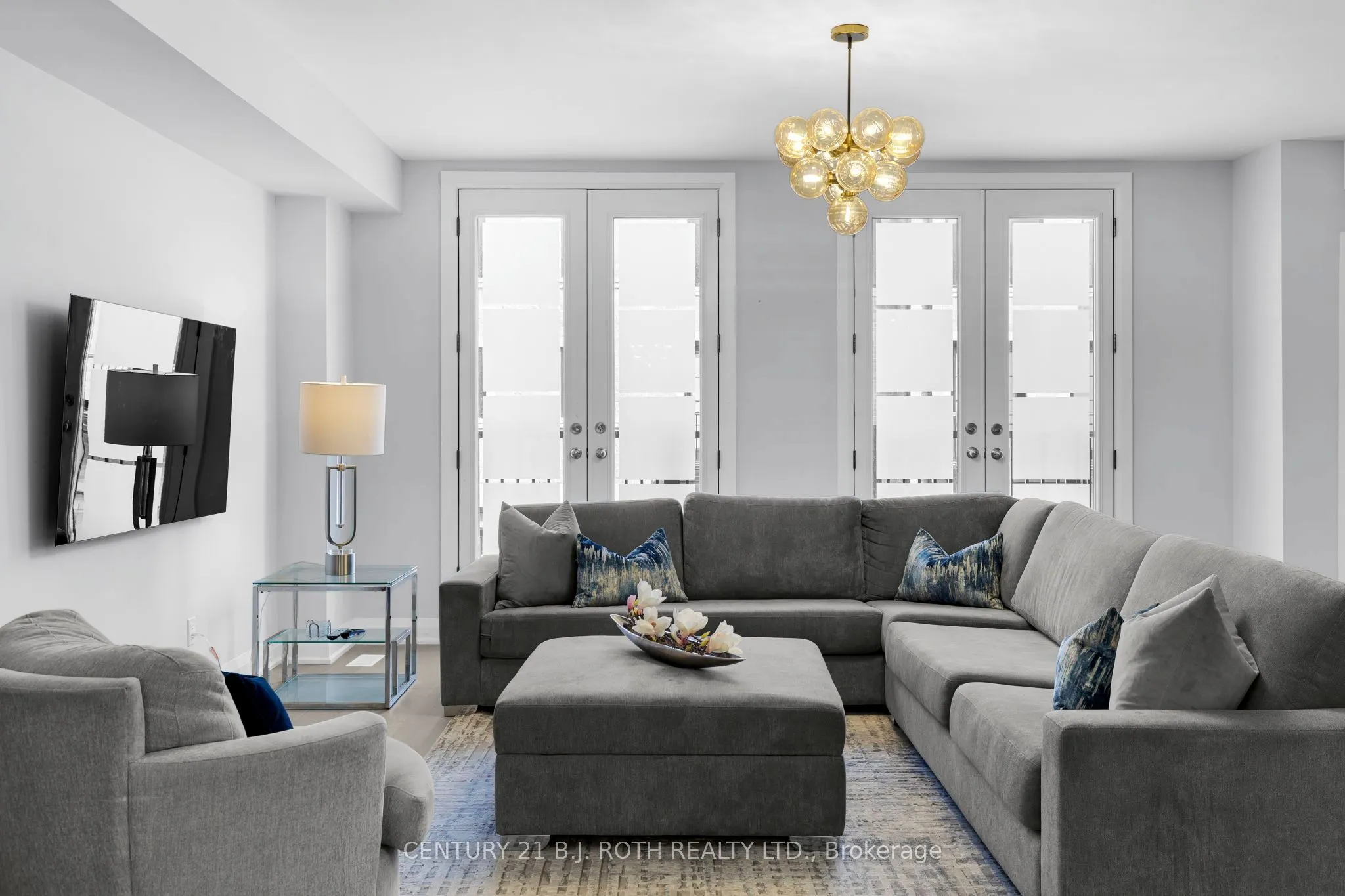 260 Eagle Street, #23