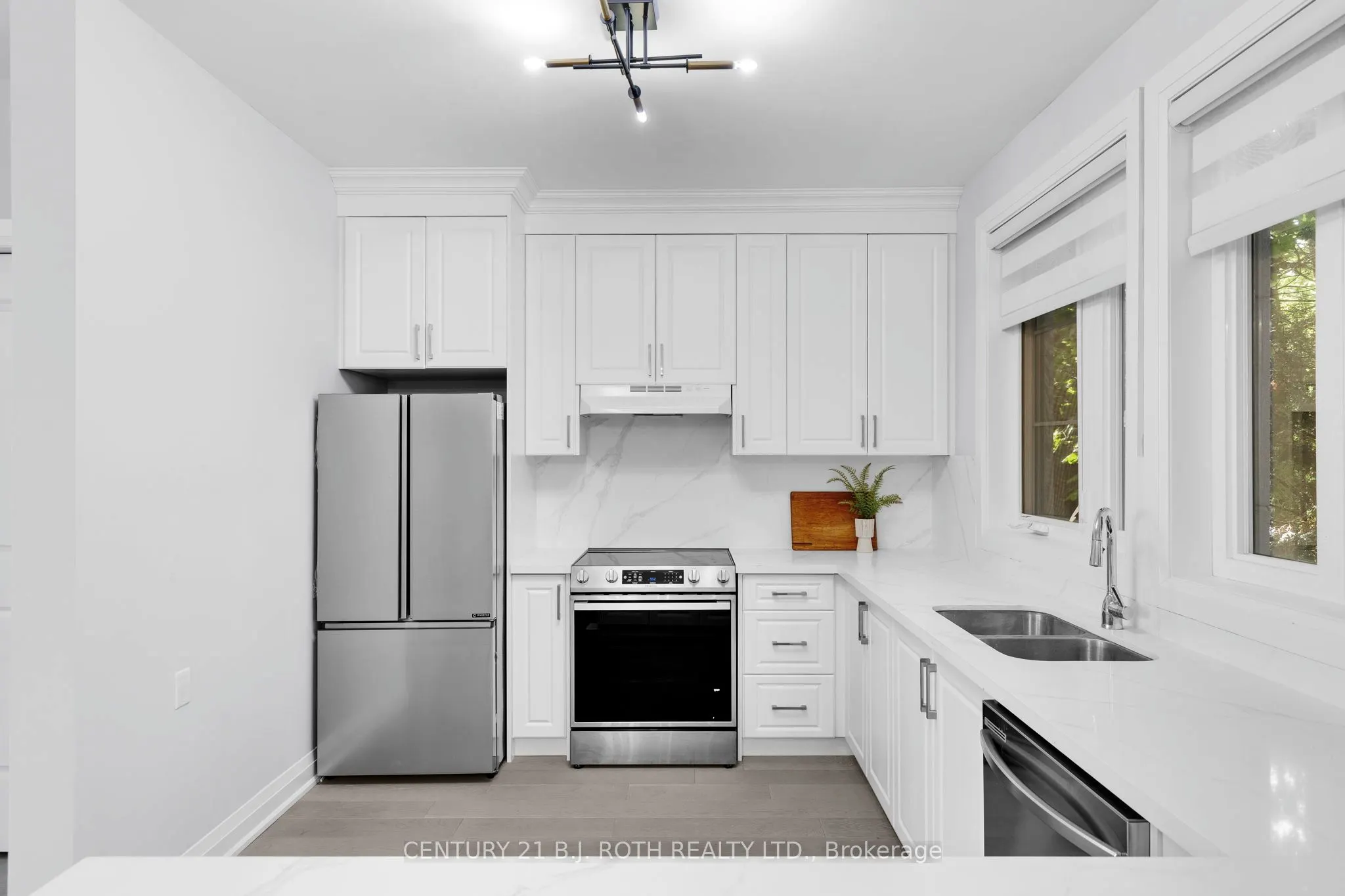 260 Eagle Street, #23