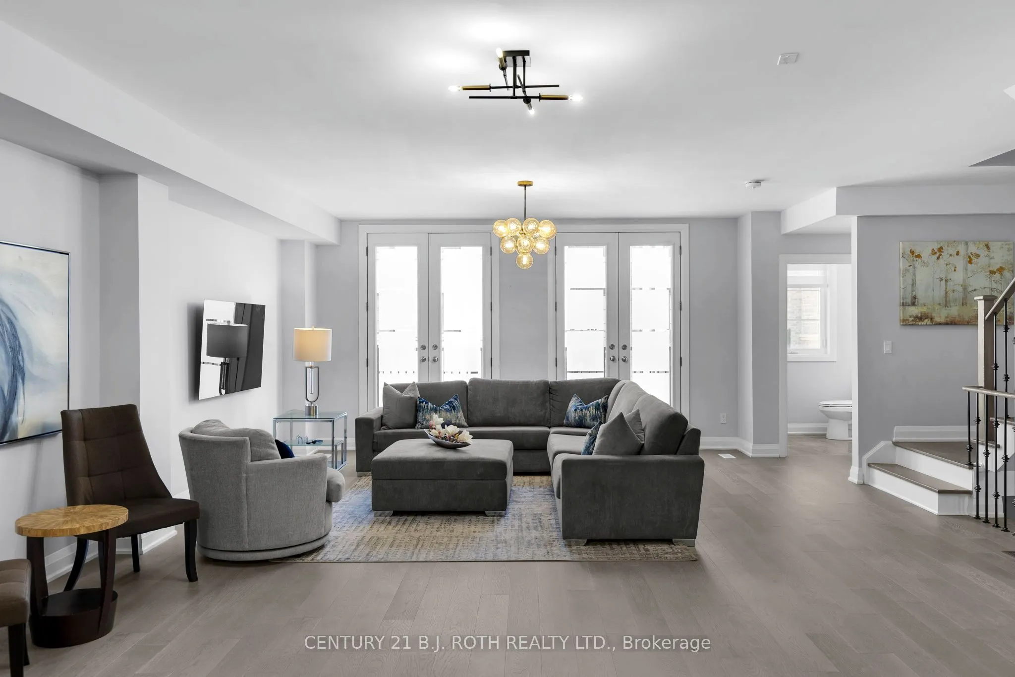 260 Eagle Street, #23