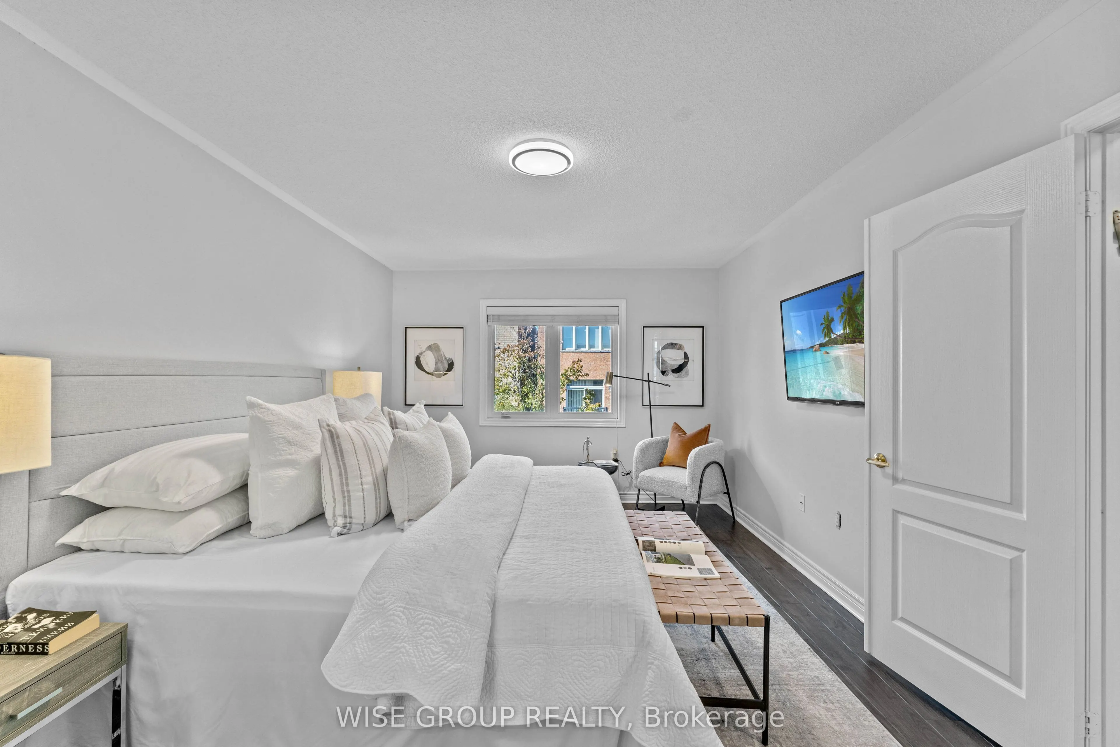 125 Mistywood Crescent