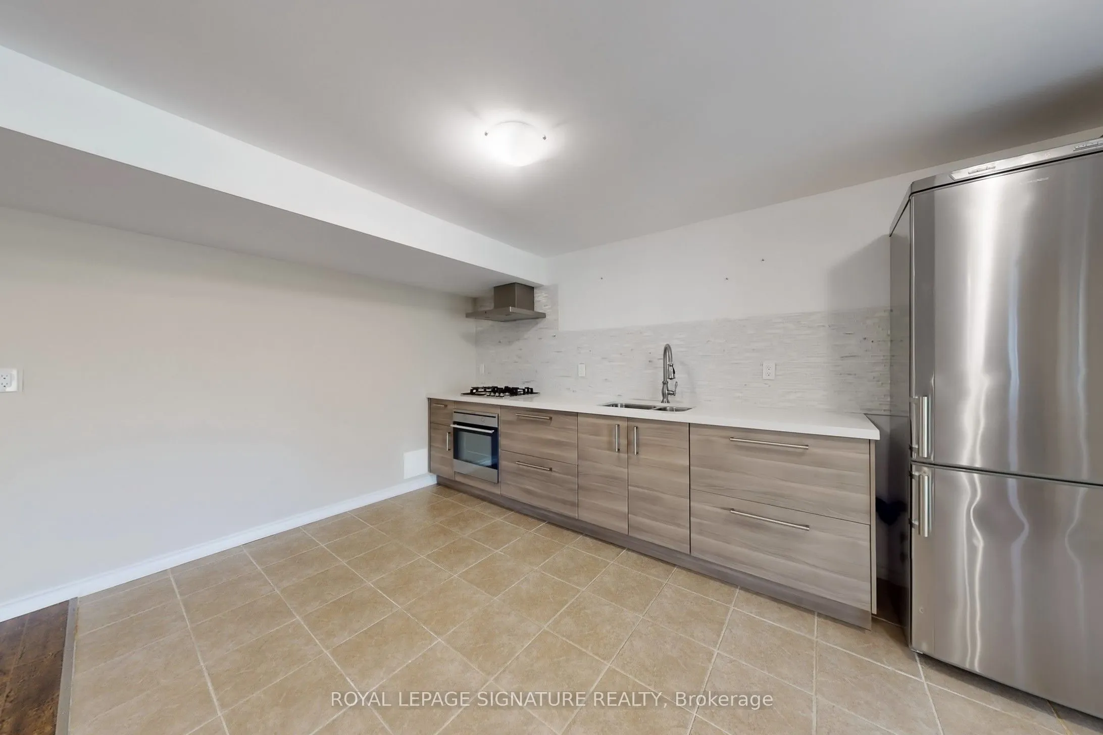 35 Grange Drive, #Lower