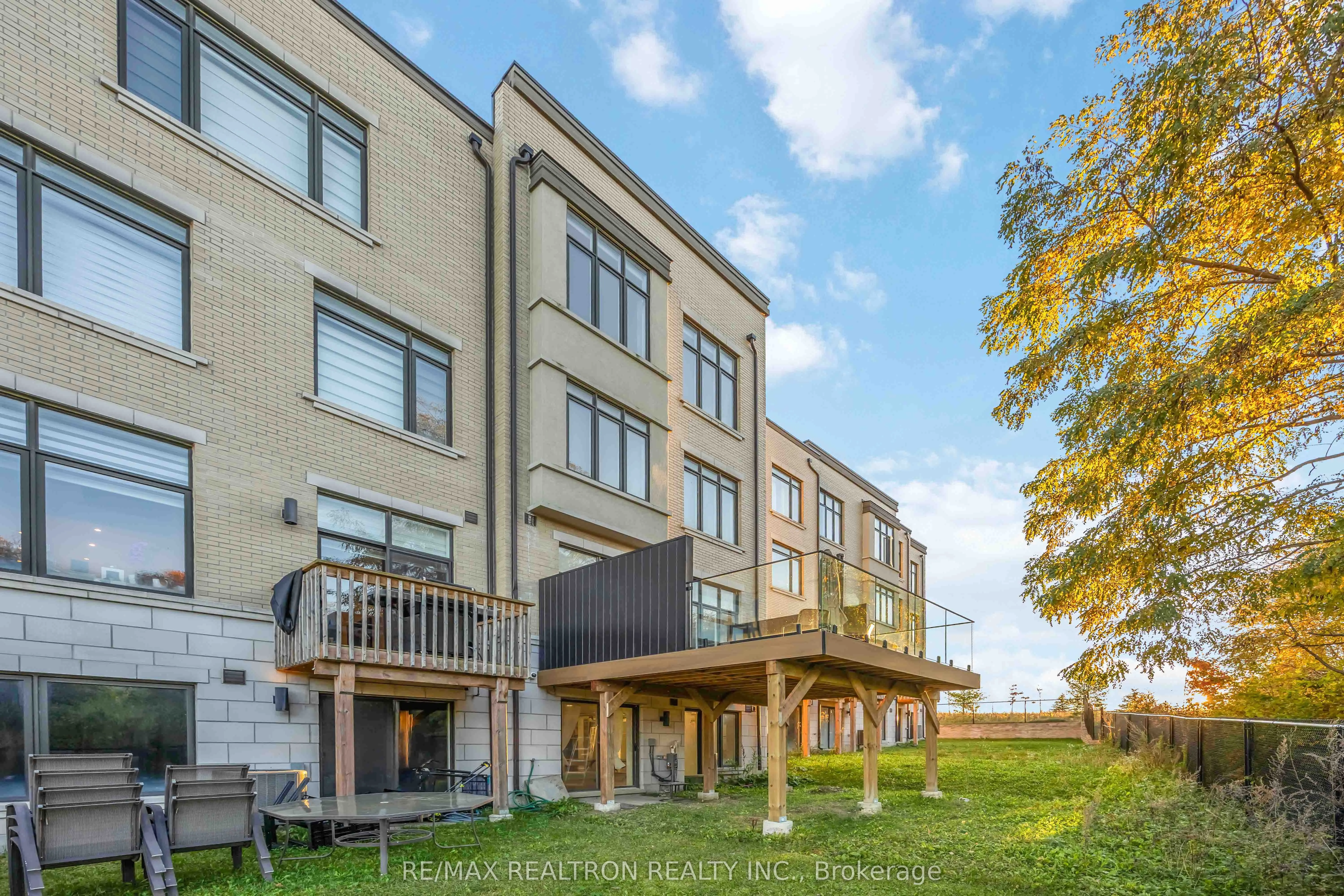 600 Marc Santi Boulevard