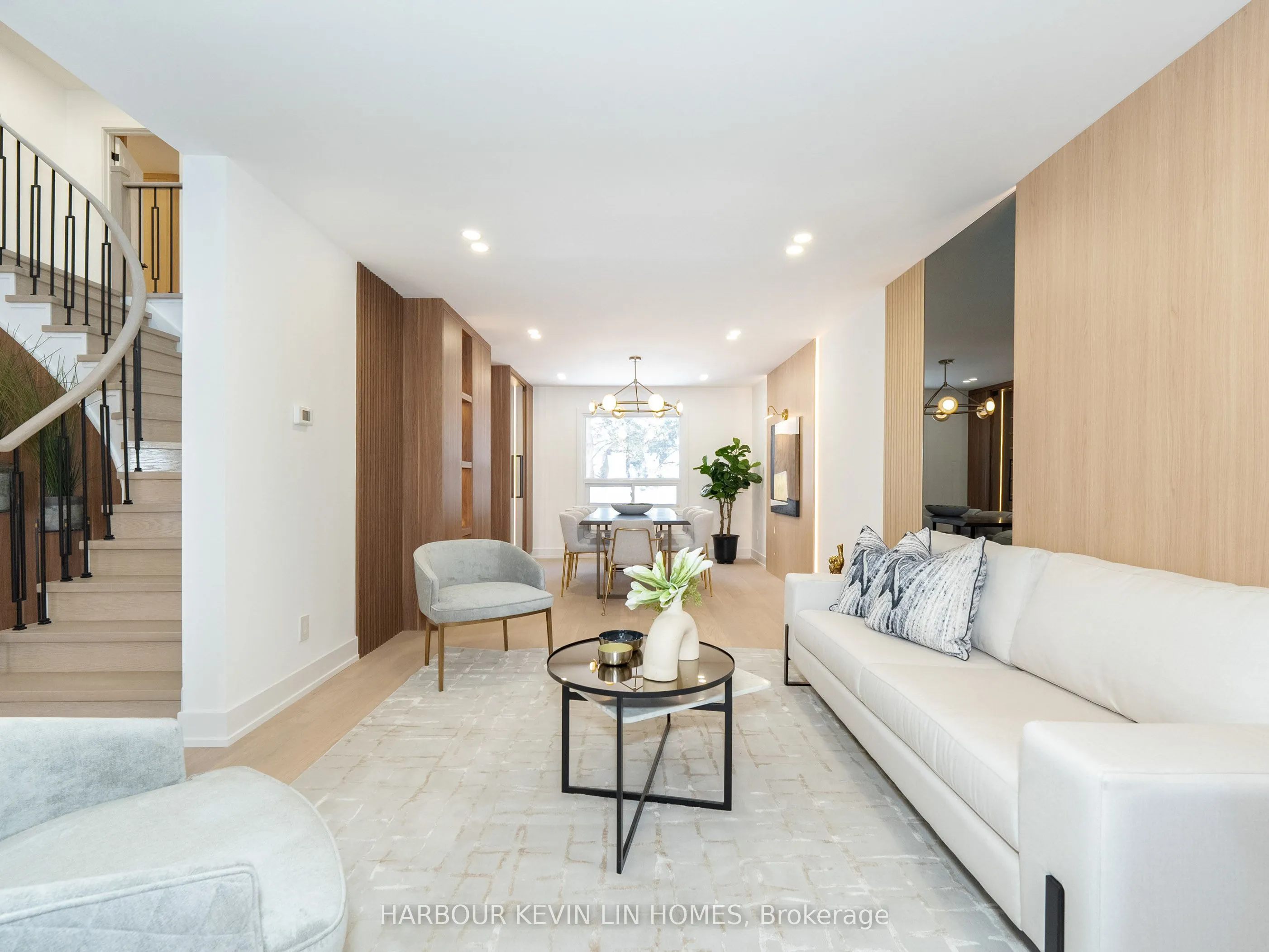 617 Chancellor Drive