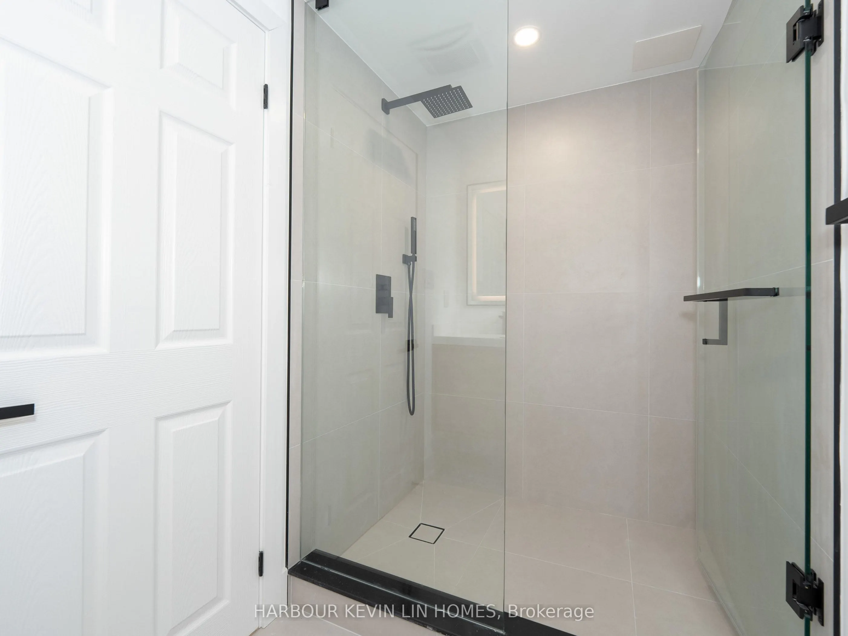 617 Chancellor Drive