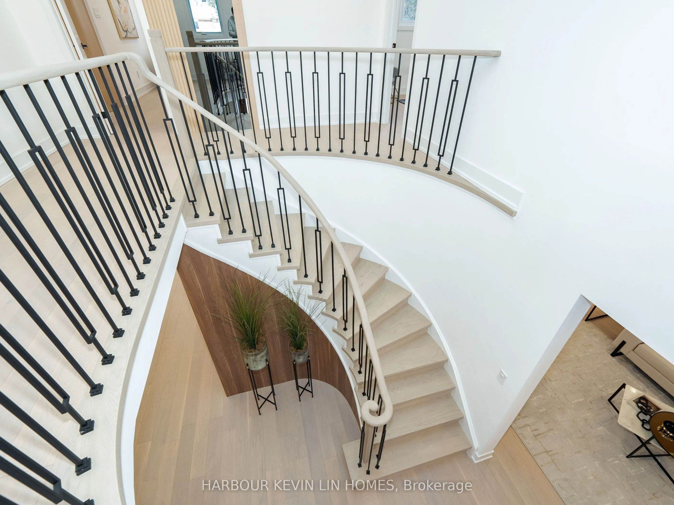 617 Chancellor Drive