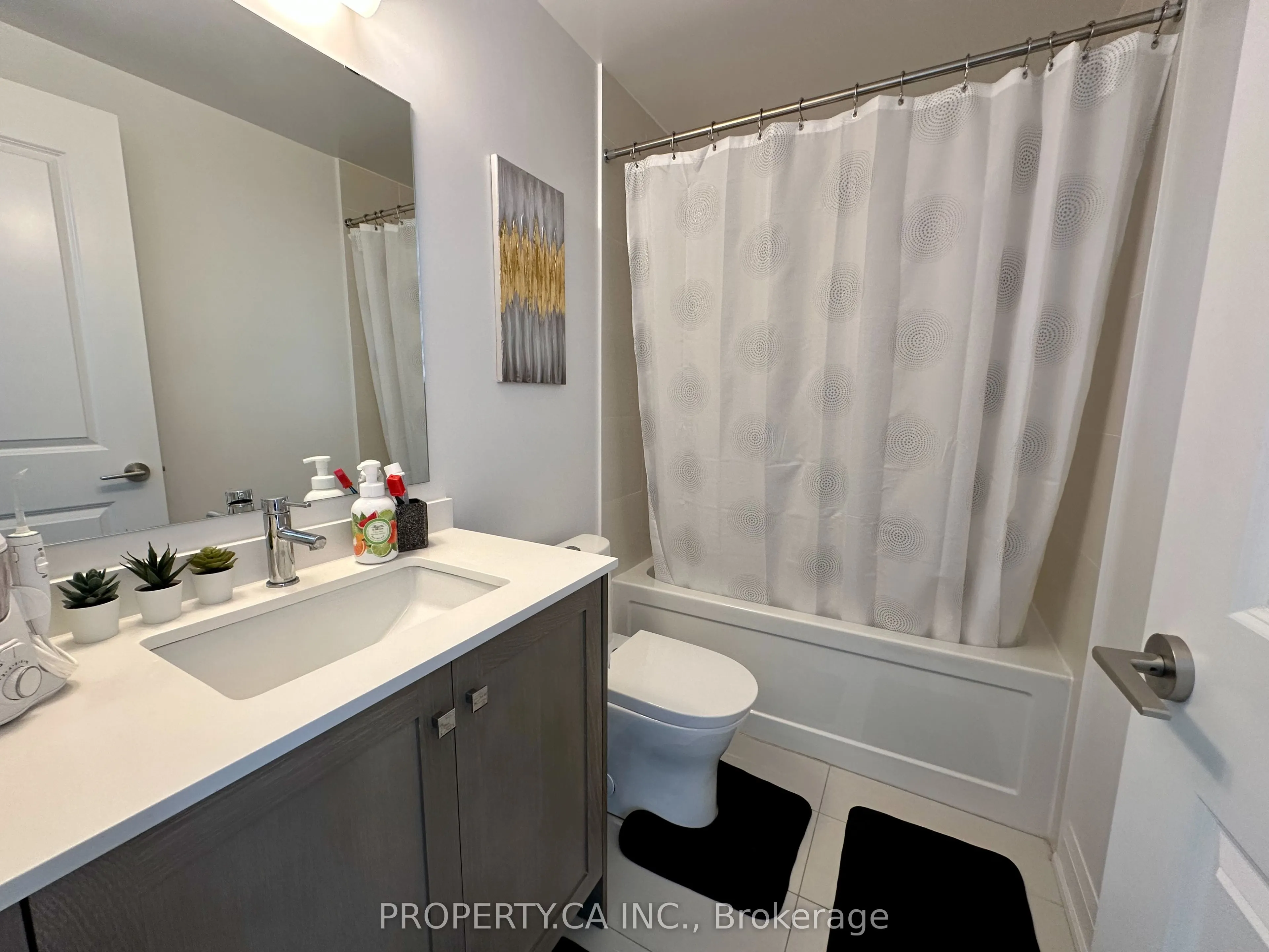 20 Gatineau Drive, #1403E