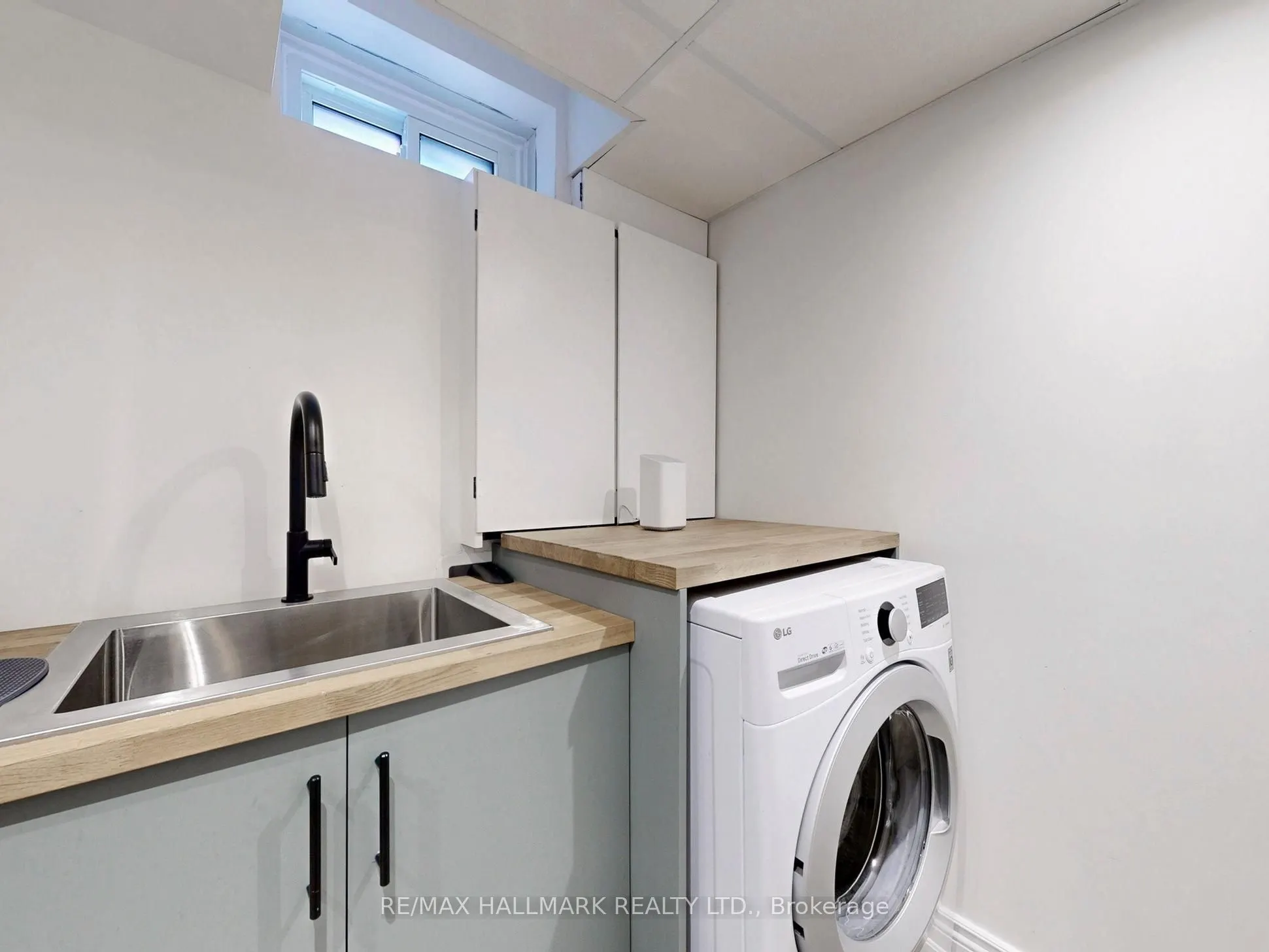 22 Laura Sabrina Drive