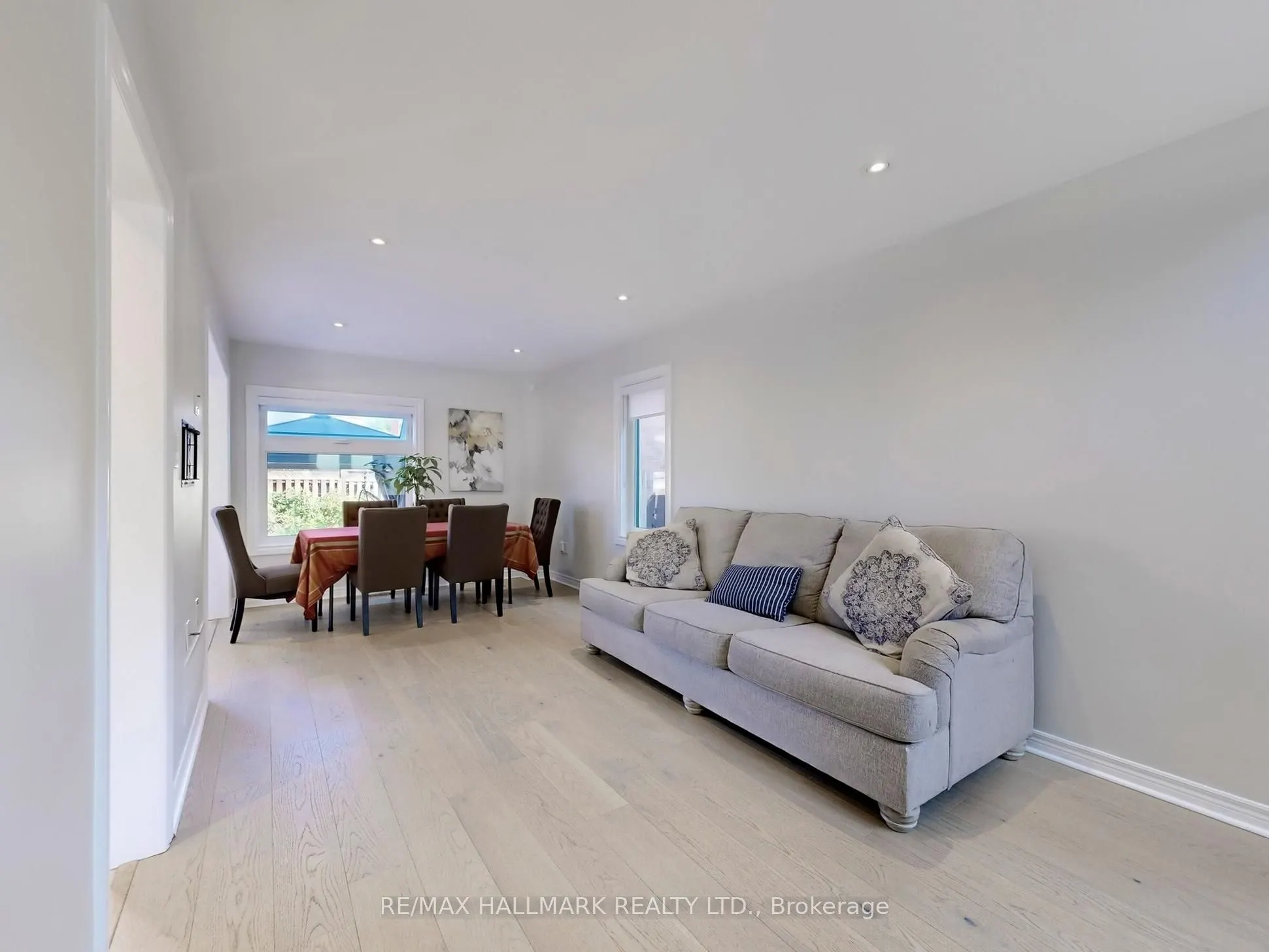 22 Laura Sabrina Drive