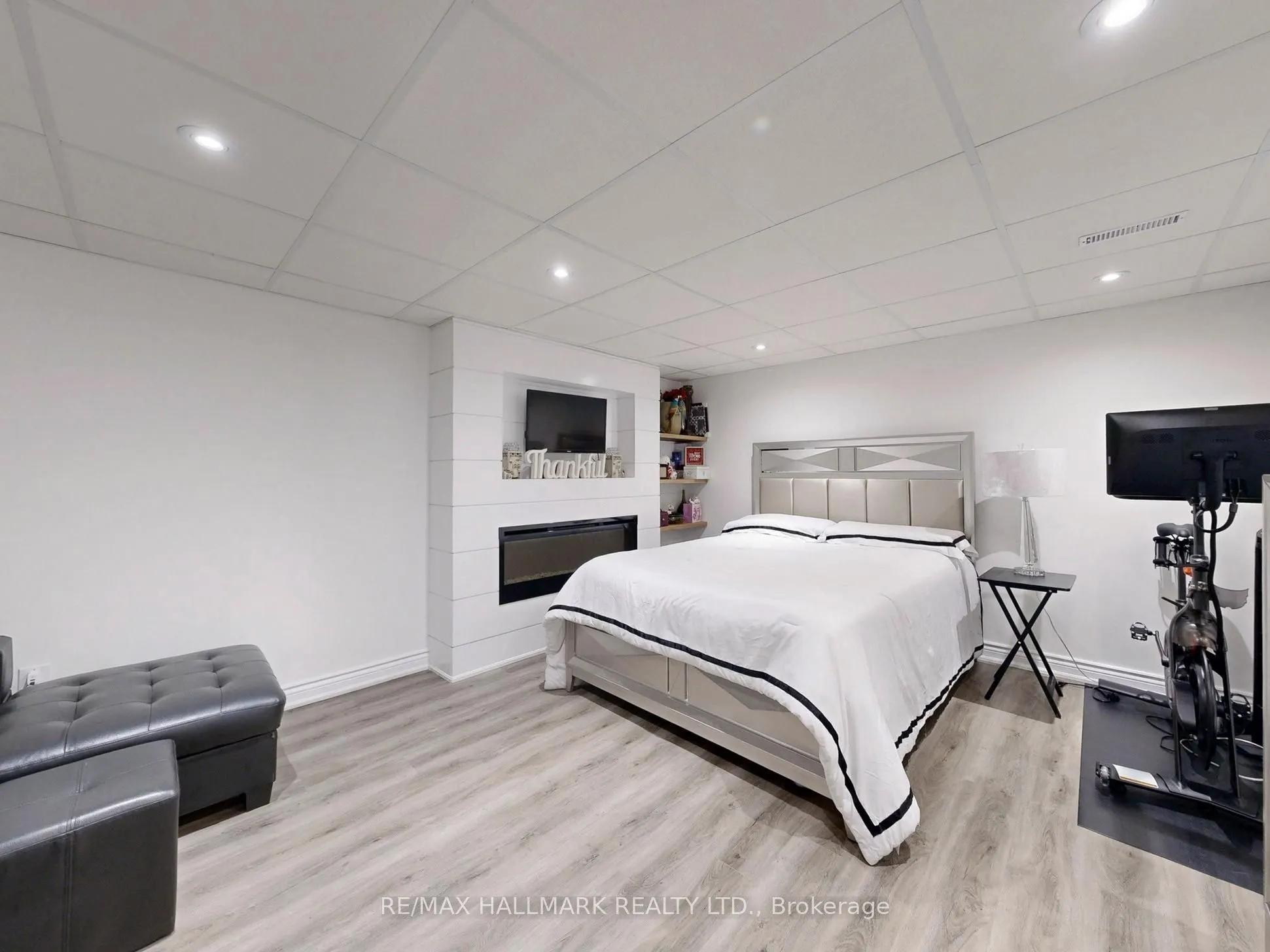 22 Laura Sabrina Drive