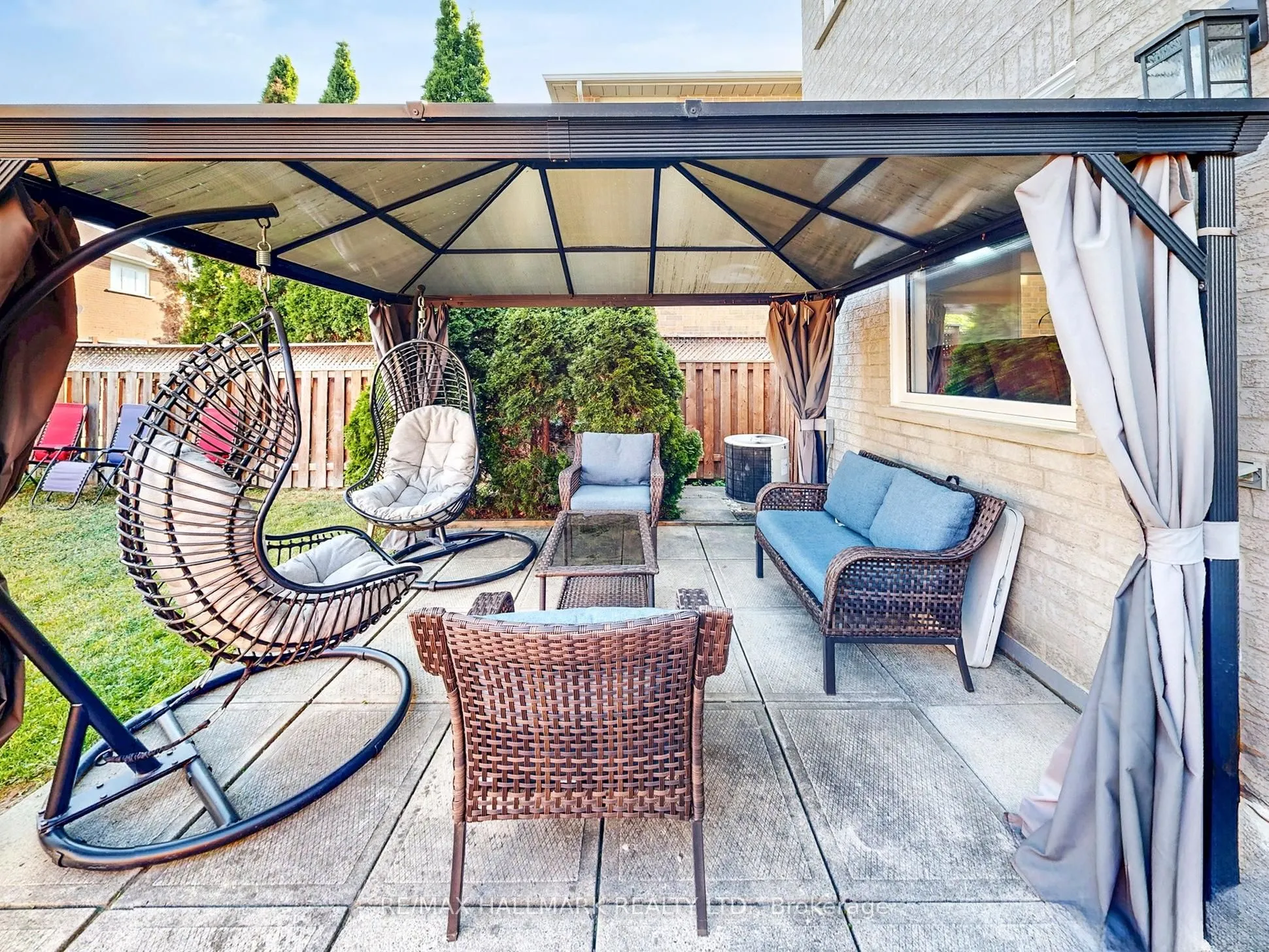 22 Laura Sabrina Drive