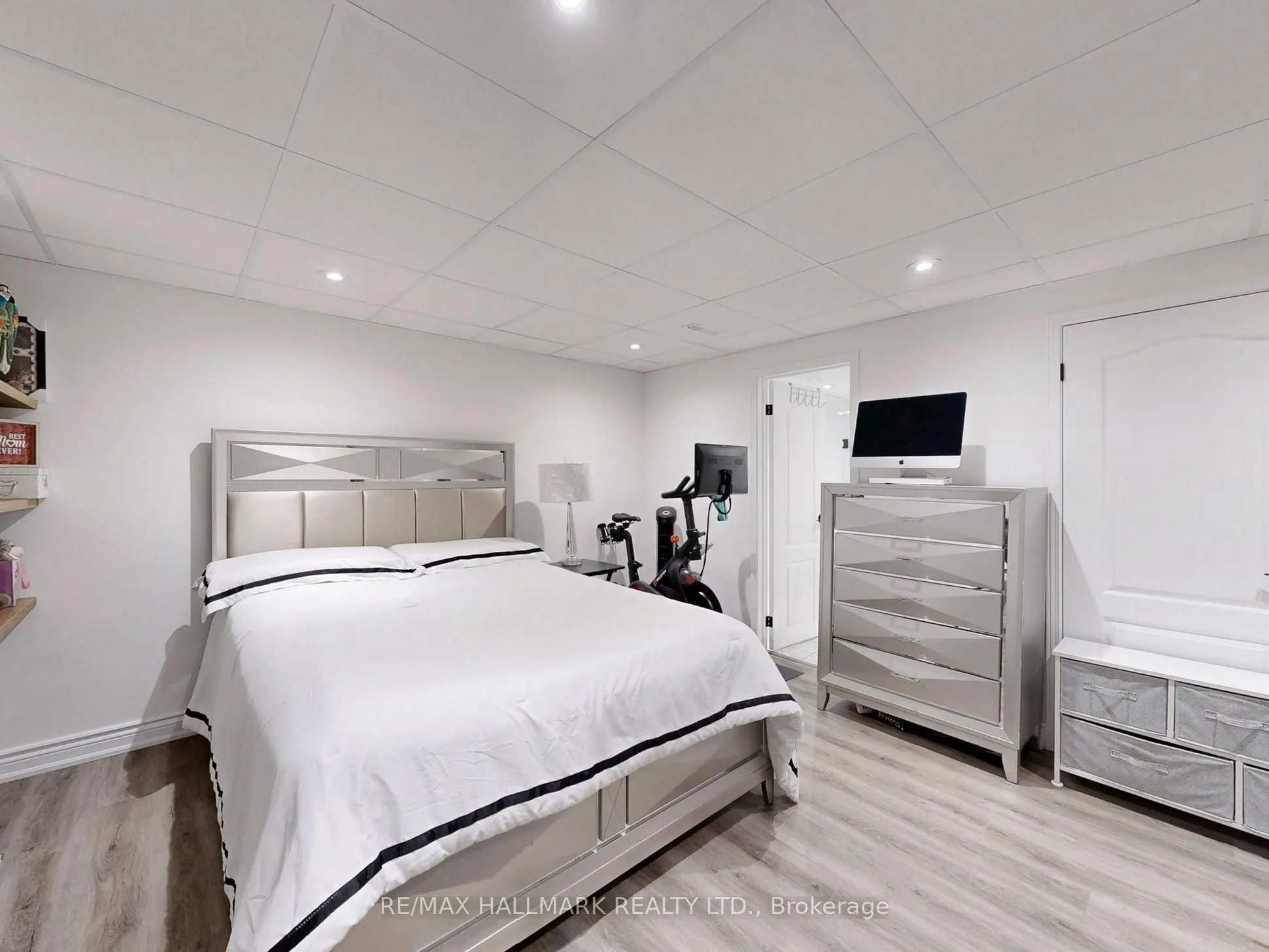 22 Laura Sabrina Drive