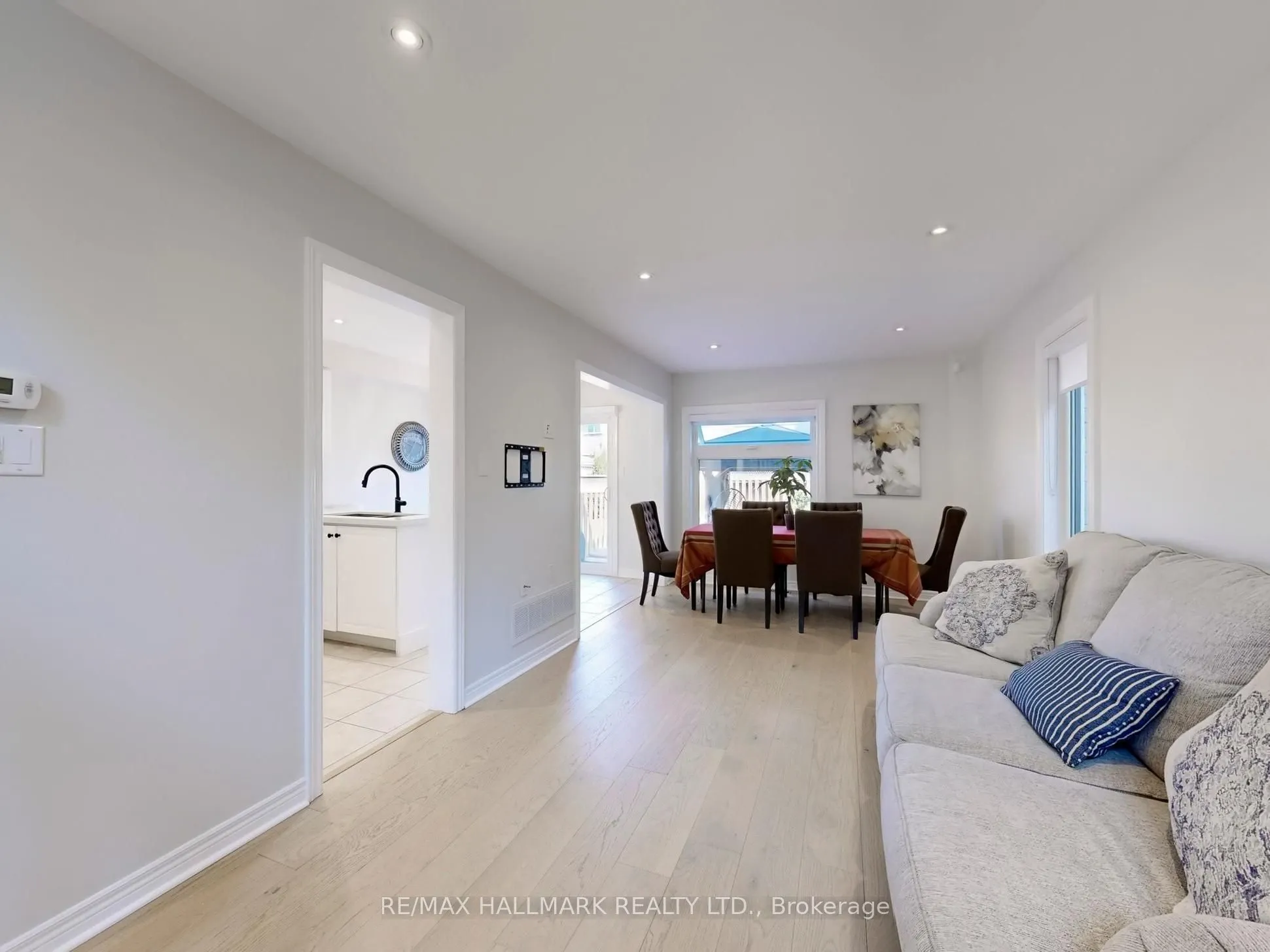 22 Laura Sabrina Drive