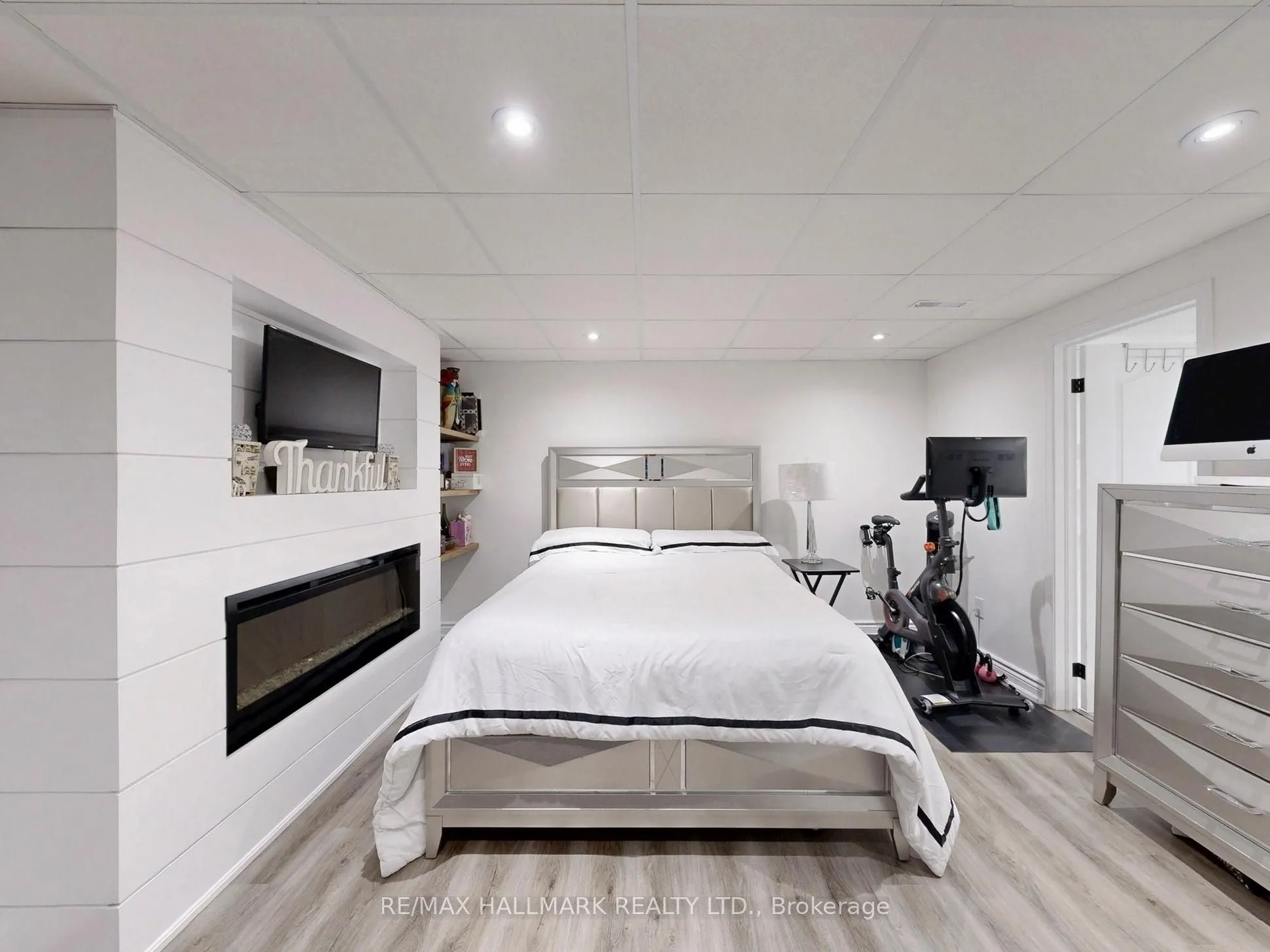 22 Laura Sabrina Drive