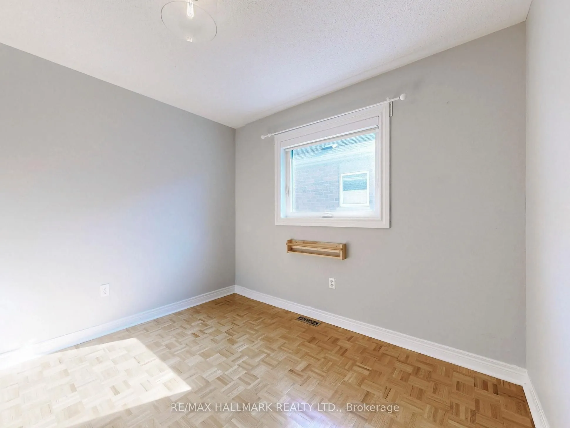 22 Laura Sabrina Drive