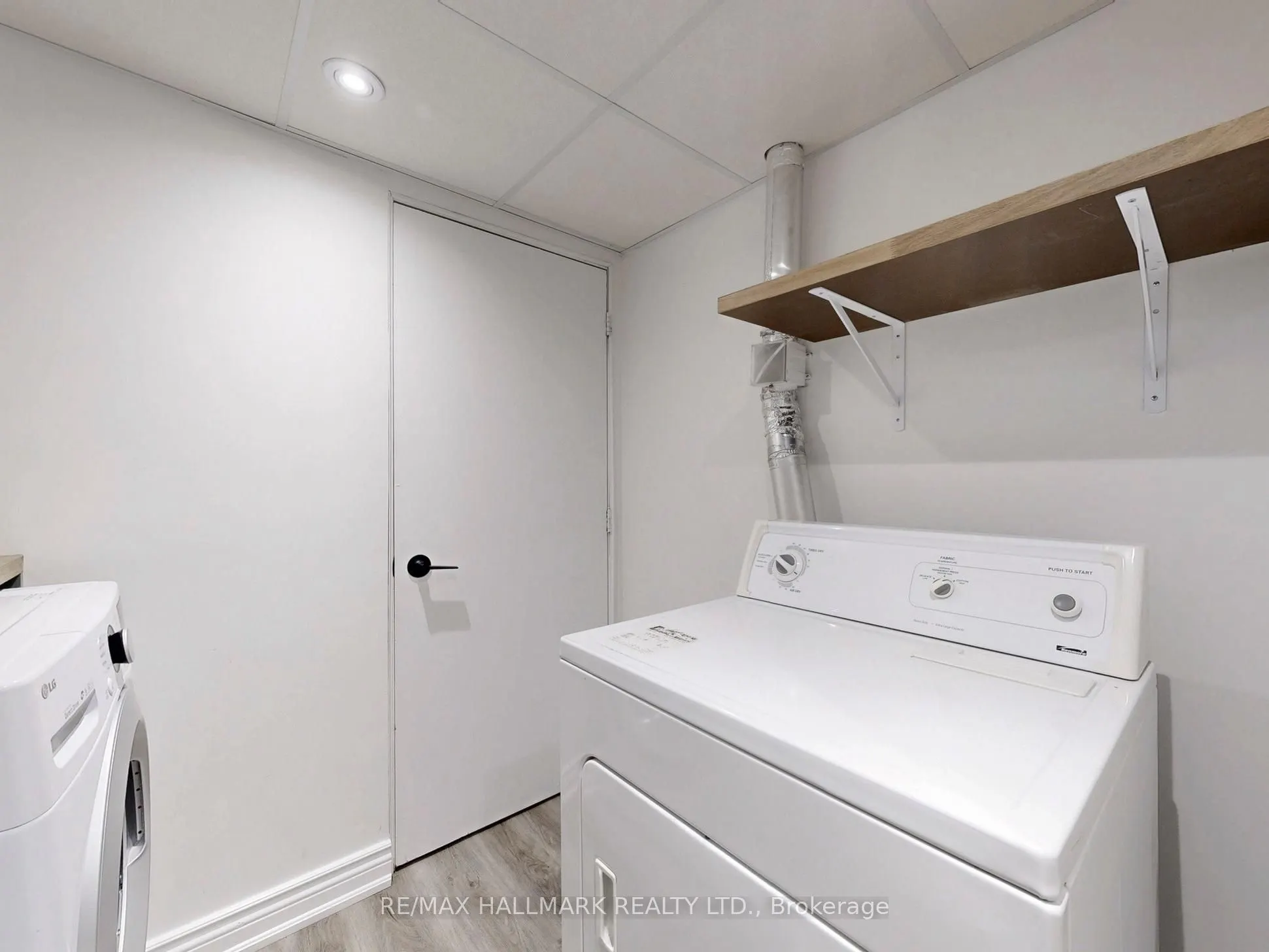 22 Laura Sabrina Drive