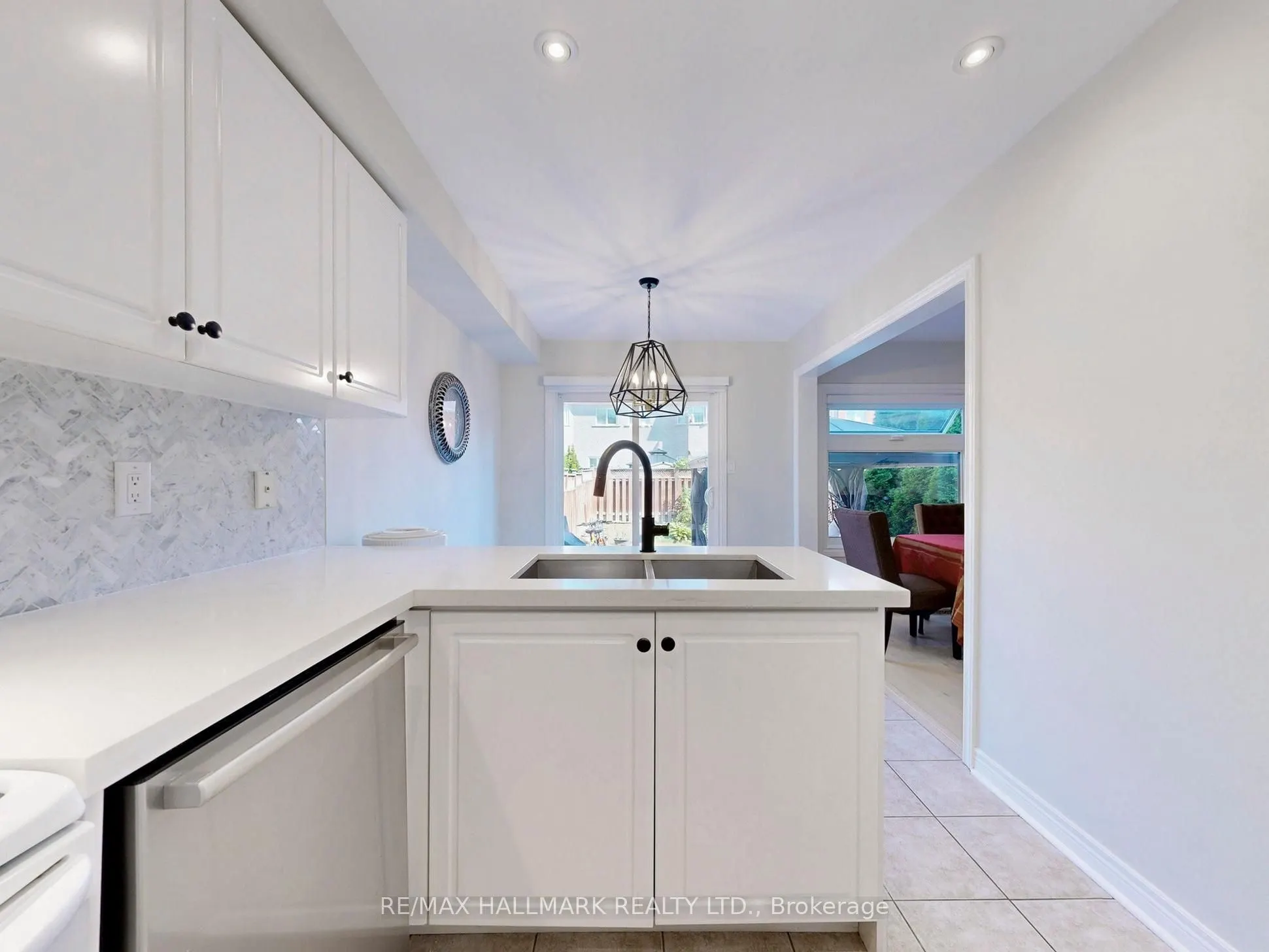 22 Laura Sabrina Drive