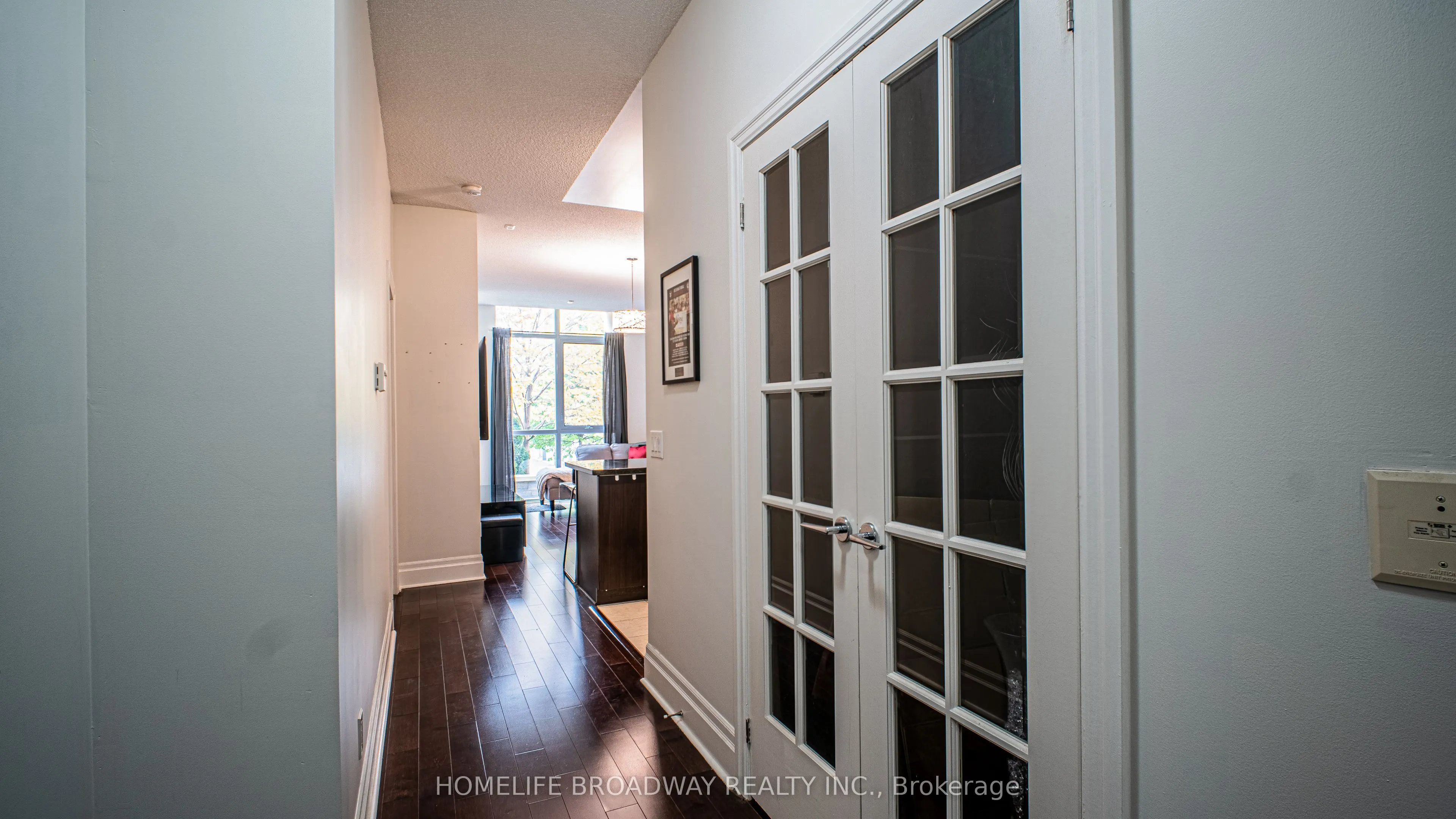 1 Upper Duke Crescent, #112A