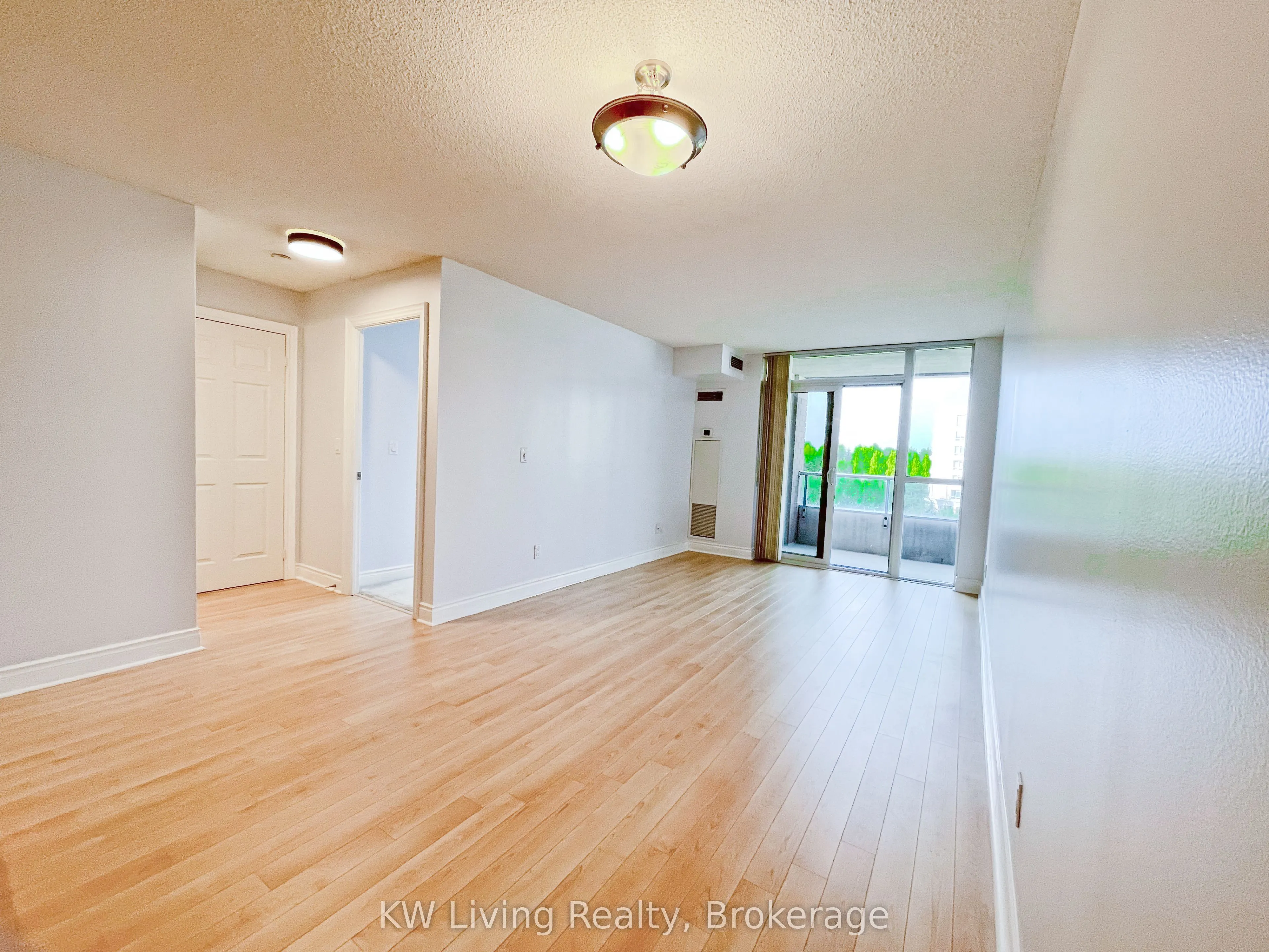 23 Cox Boulevard, #682