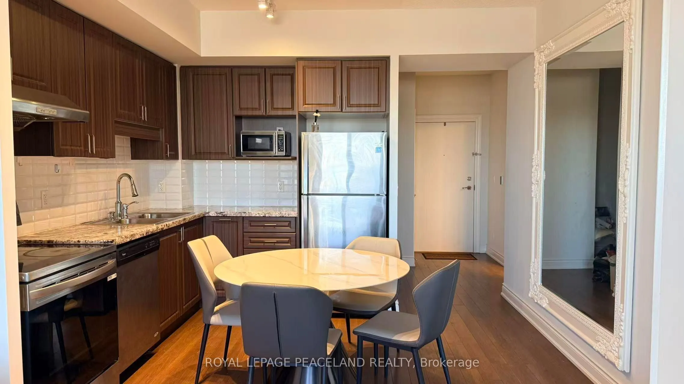 99 South Town Centre Boulevard