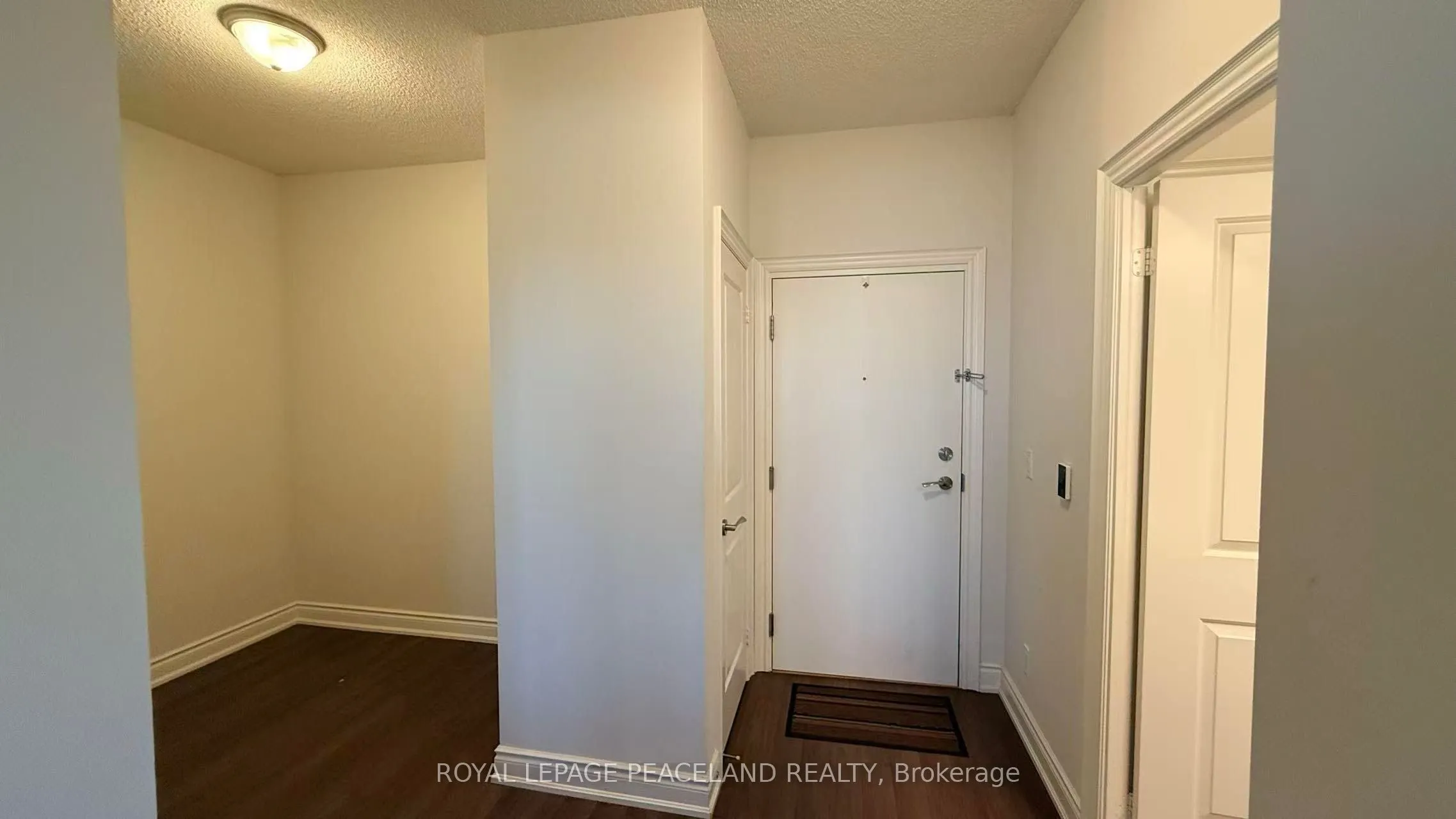 99 South Town Centre Boulevard