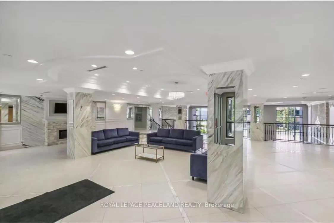 99 South Town Centre Boulevard