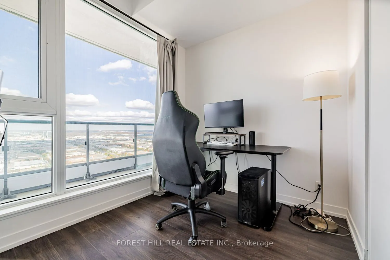 898 Portage Parkway, #4702