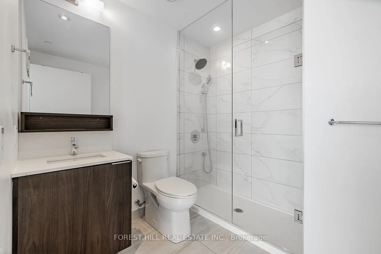 898 Portage Parkway, #4702