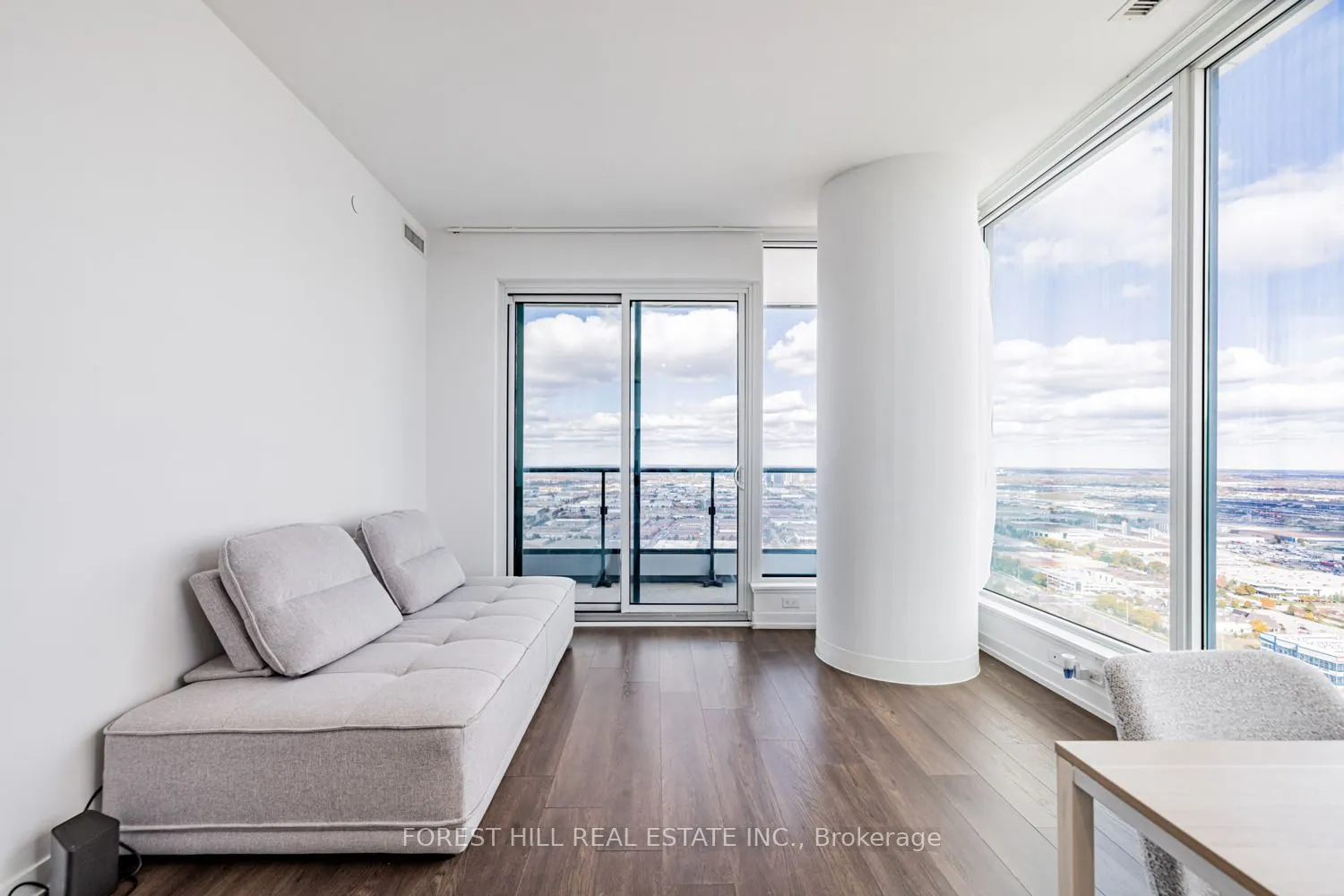 898 Portage Parkway, #4702