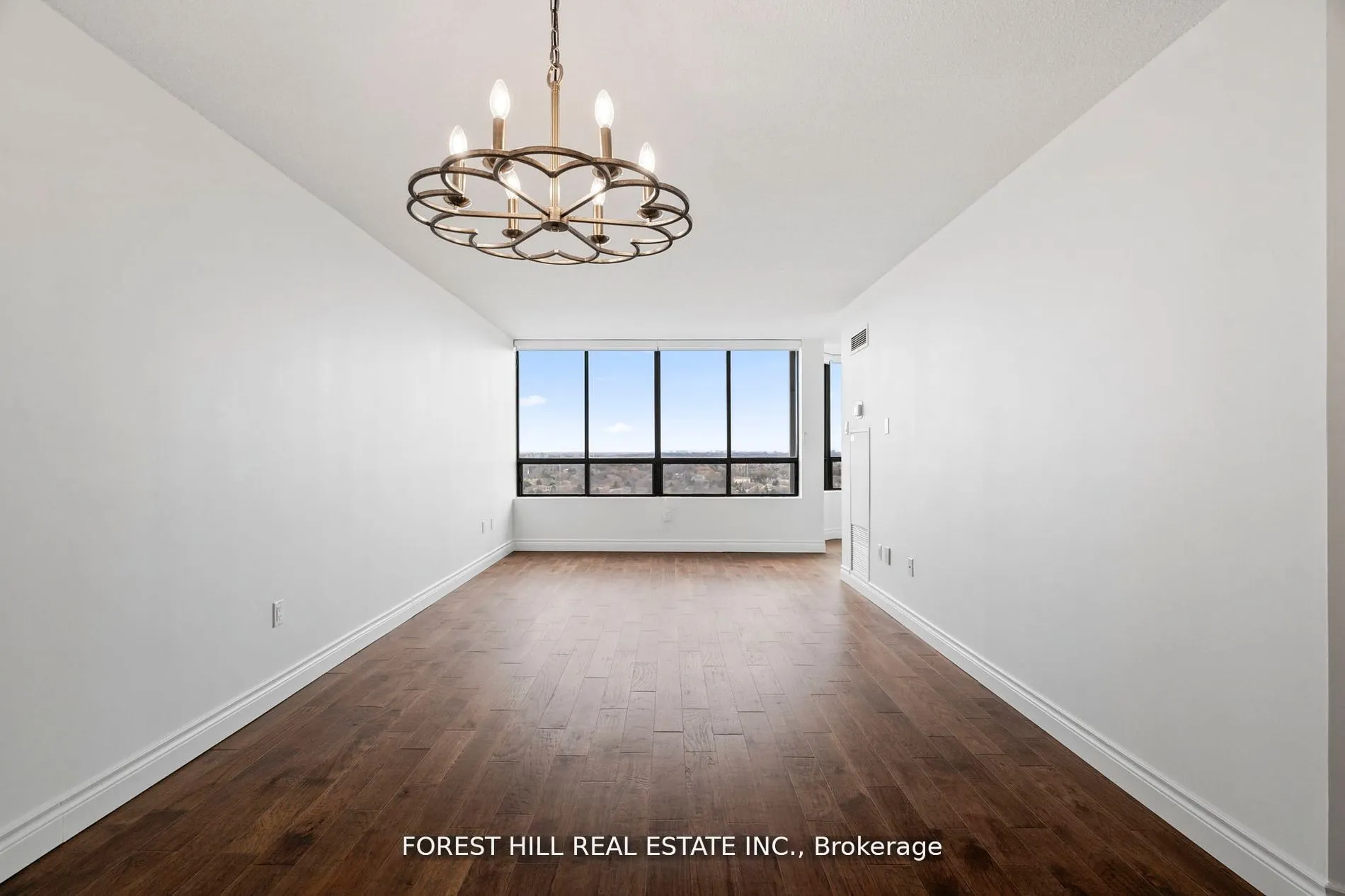 7601 Bathurst Street, #1203