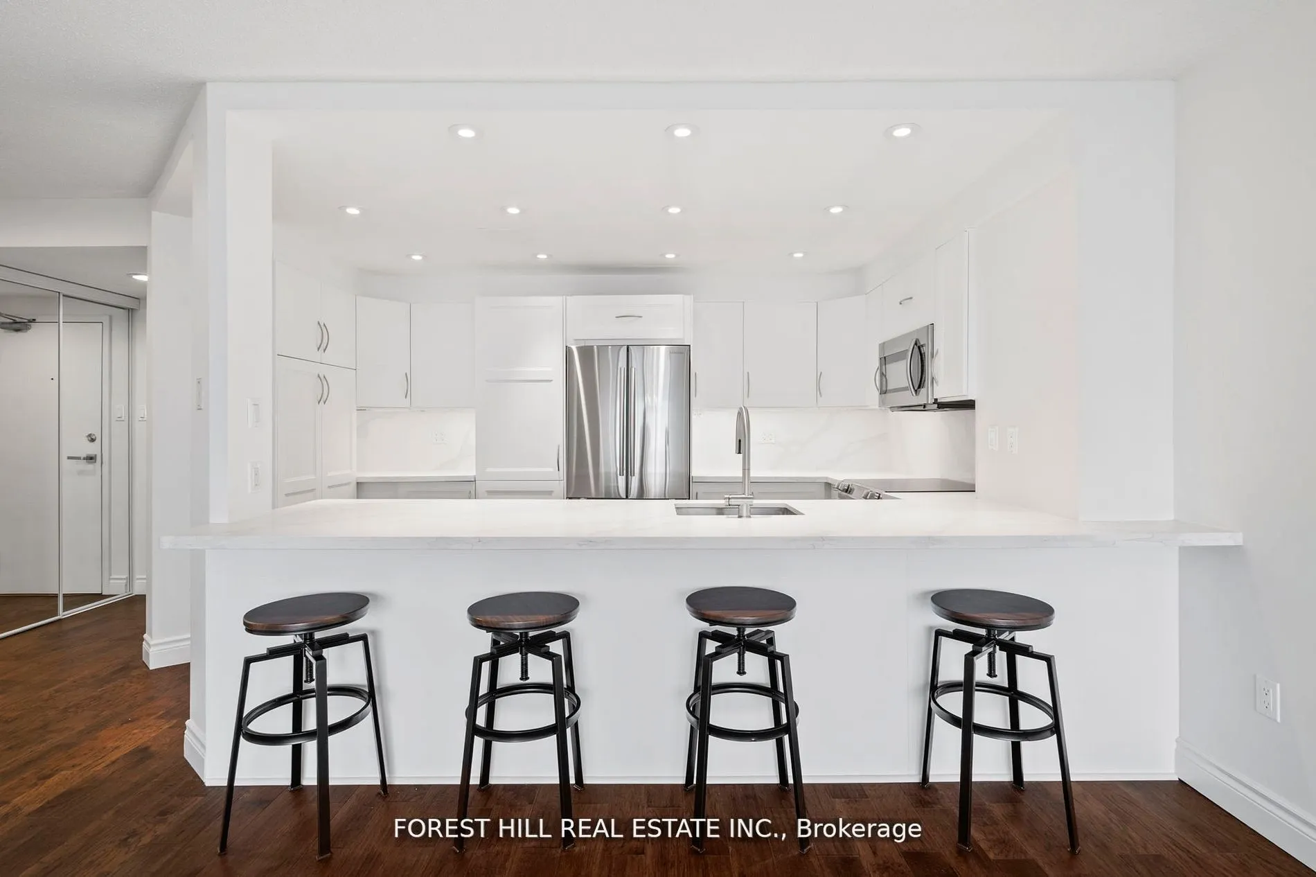 7601 Bathurst Street, #1203