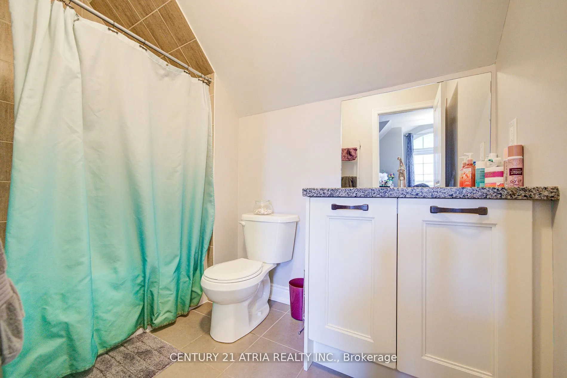 10 Gladys Rolling Avenue