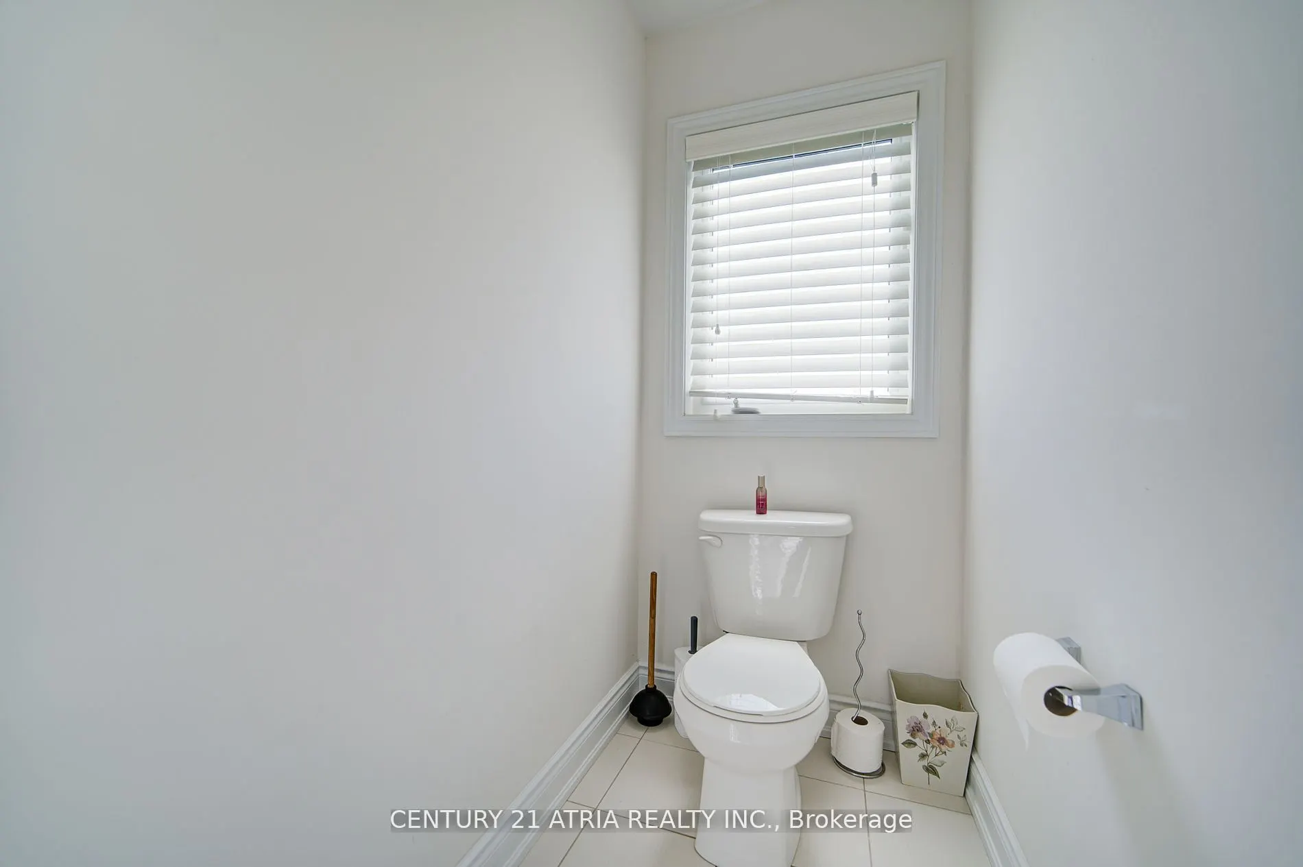 10 Gladys Rolling Avenue