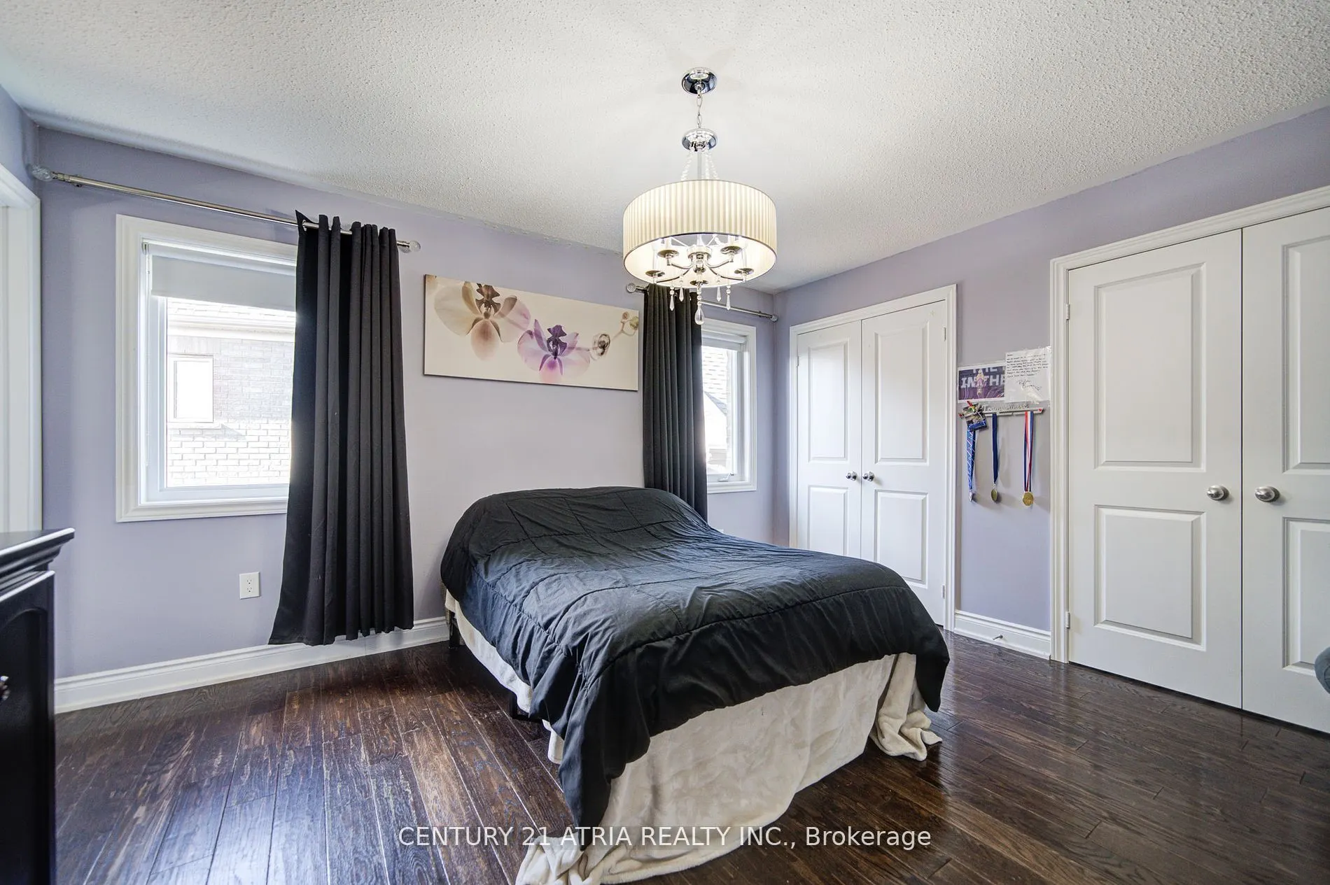 10 Gladys Rolling Avenue