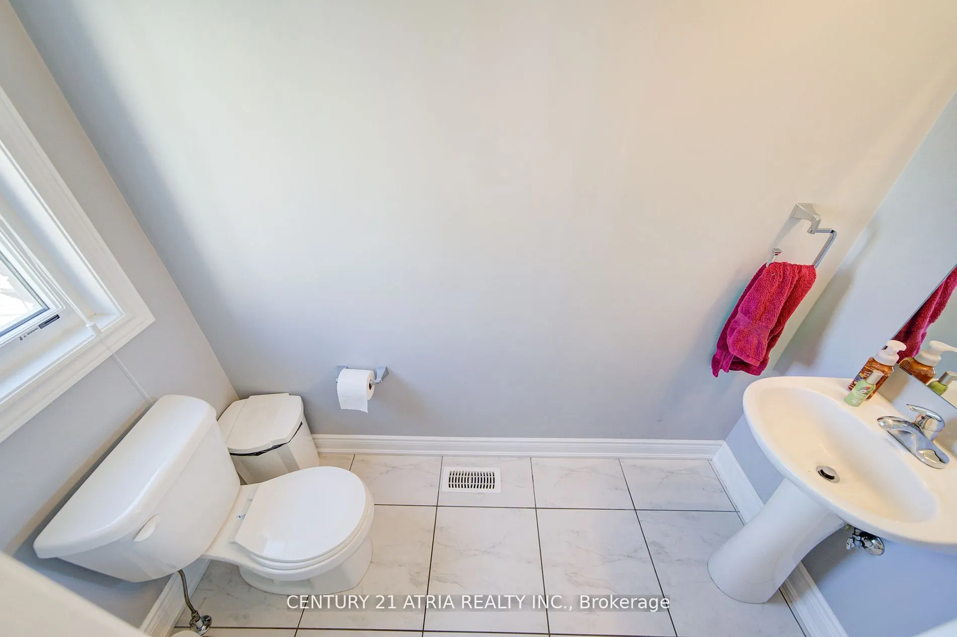 10 Gladys Rolling Avenue