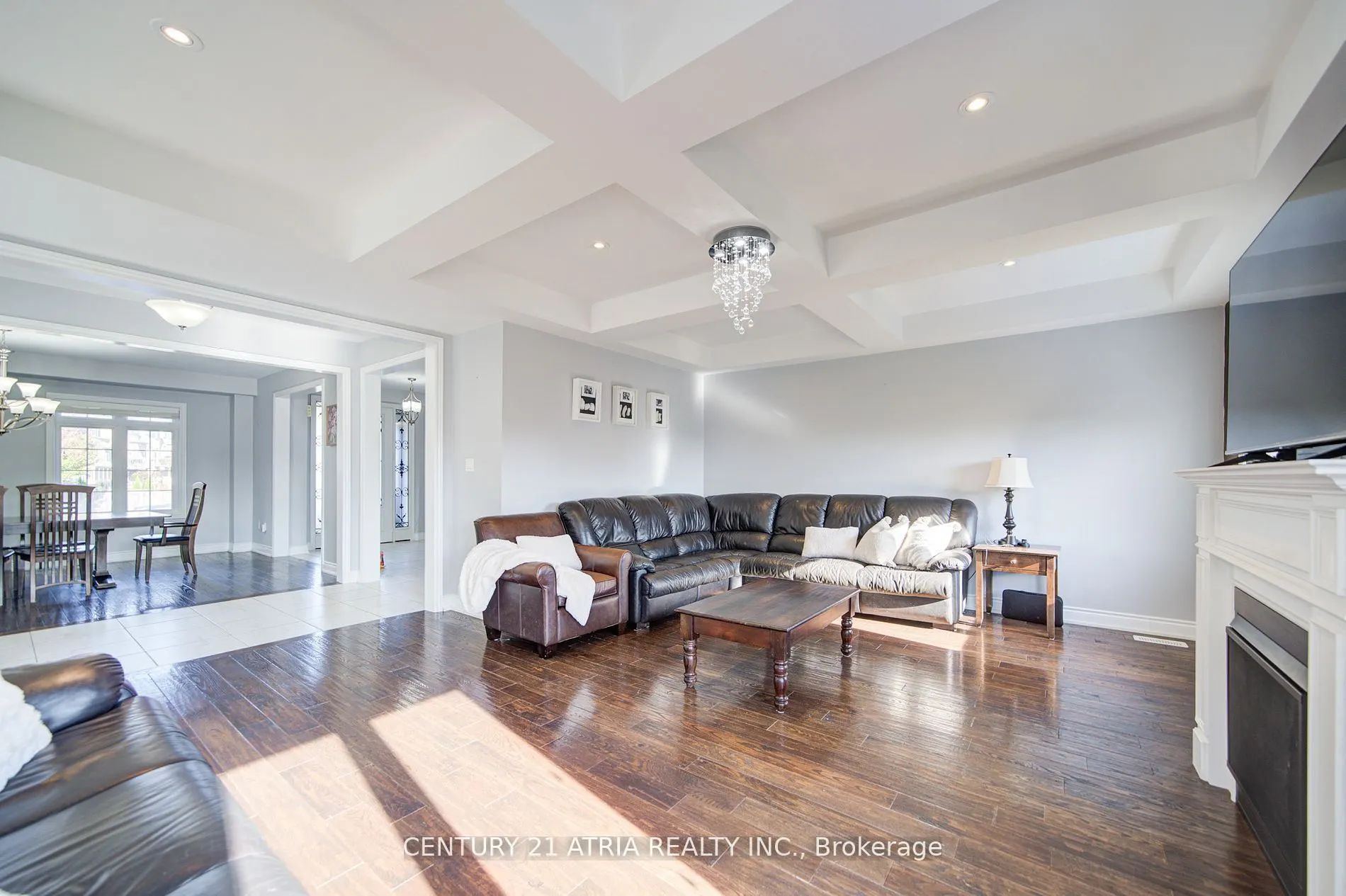 10 Gladys Rolling Avenue