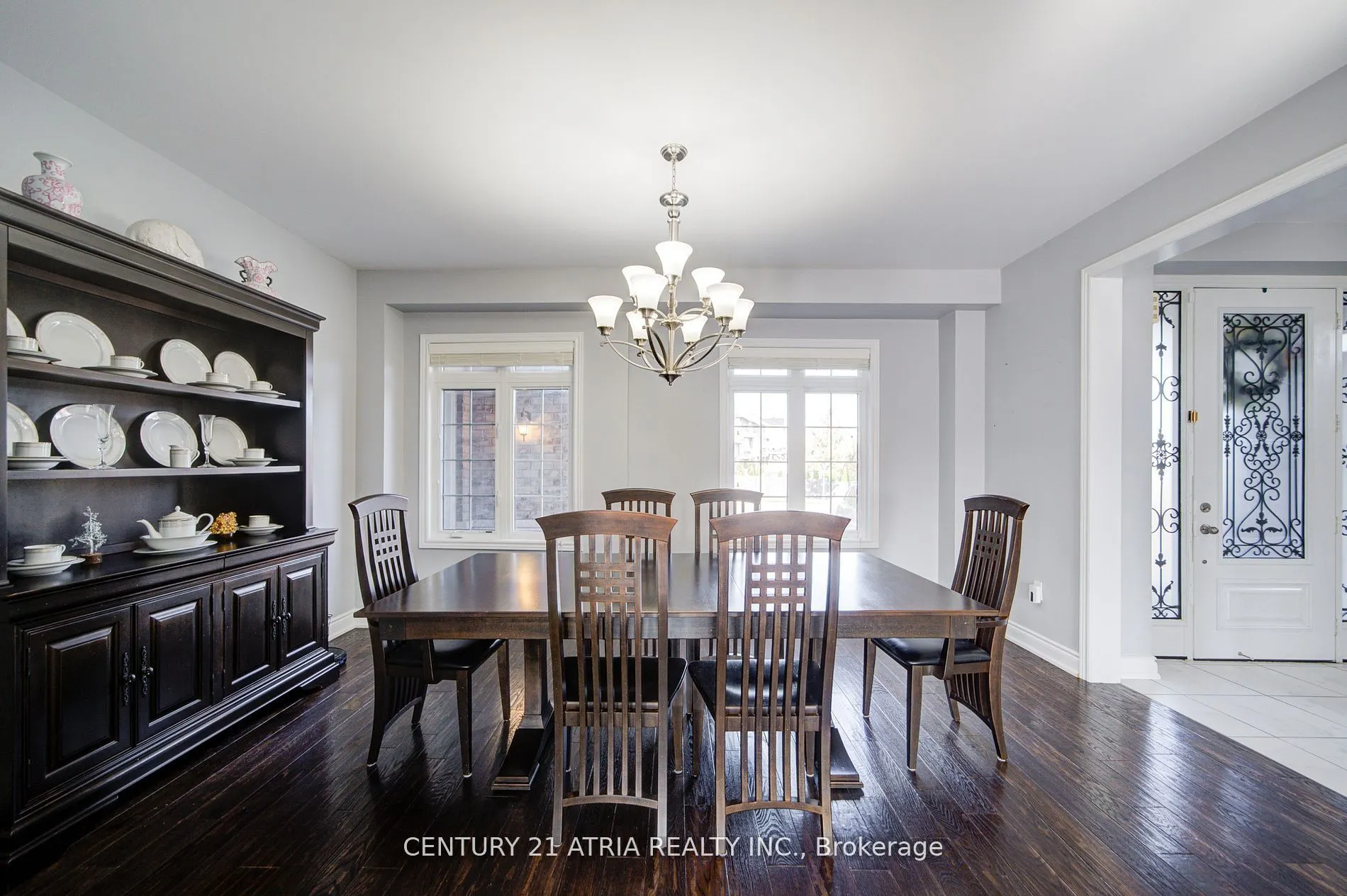 10 Gladys Rolling Avenue