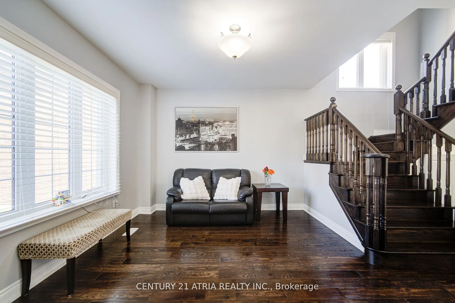 10 Gladys Rolling Avenue