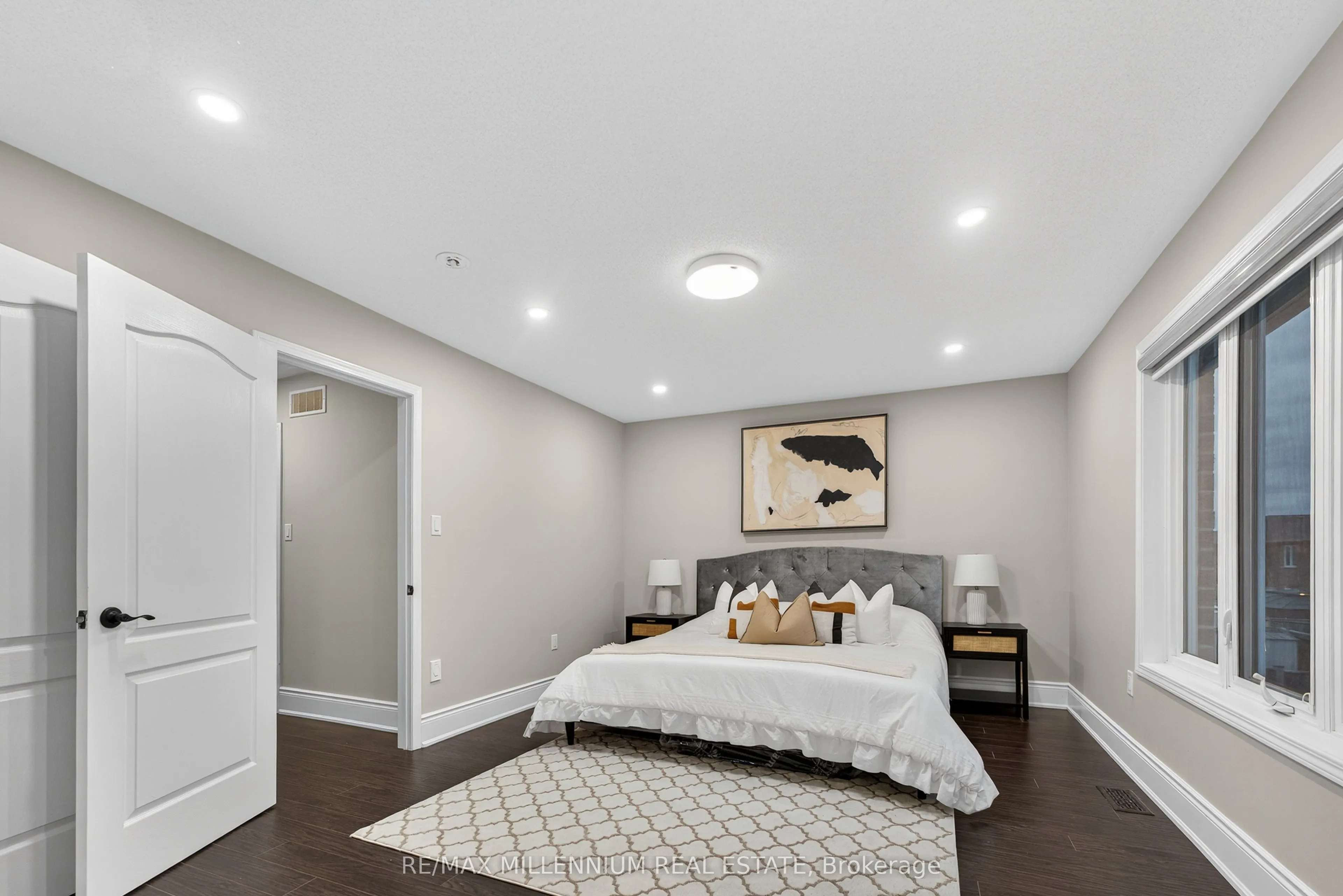 66 Armstrong Crescent