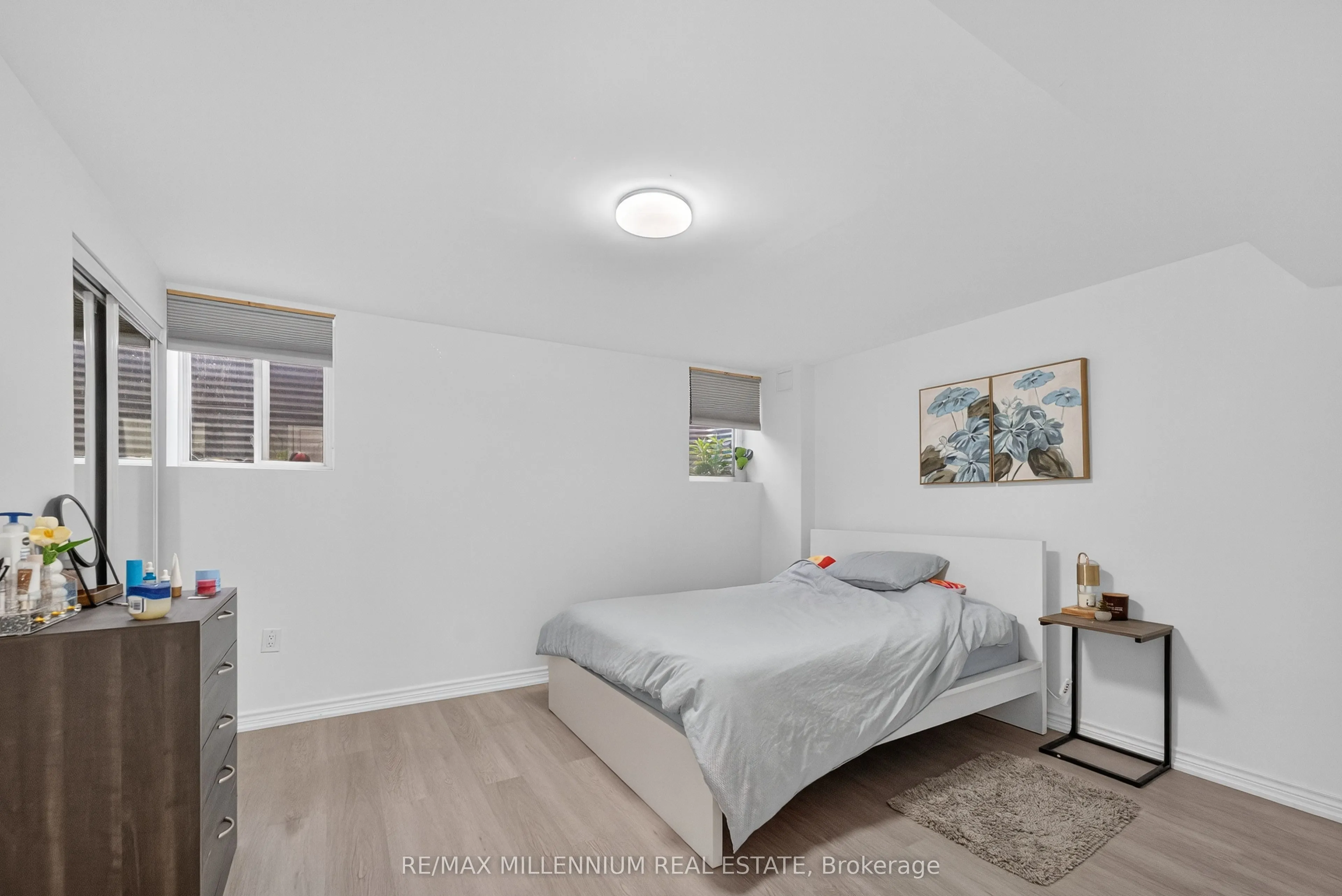 66 Armstrong Crescent